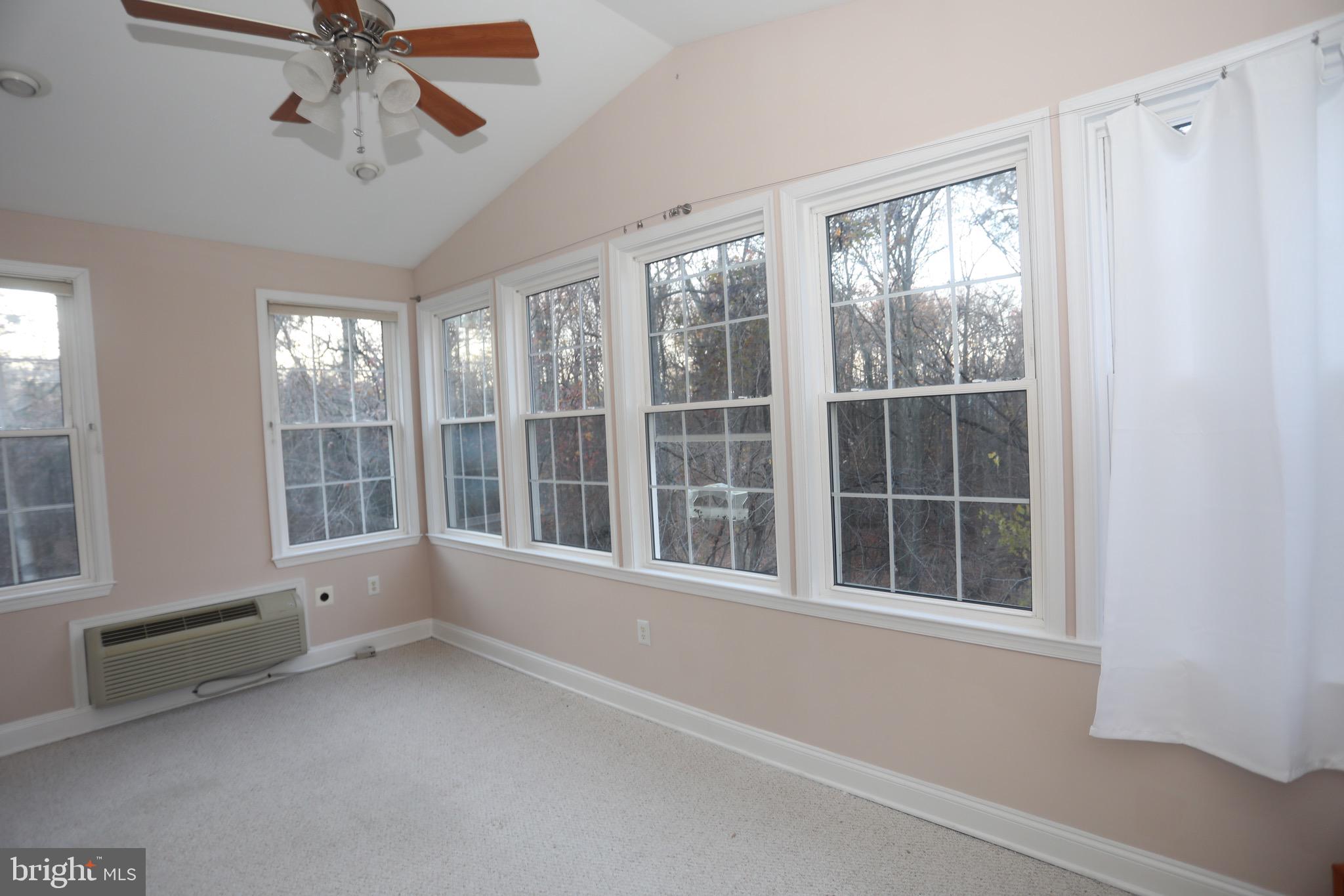 GREENBRIAR - Residential Lease