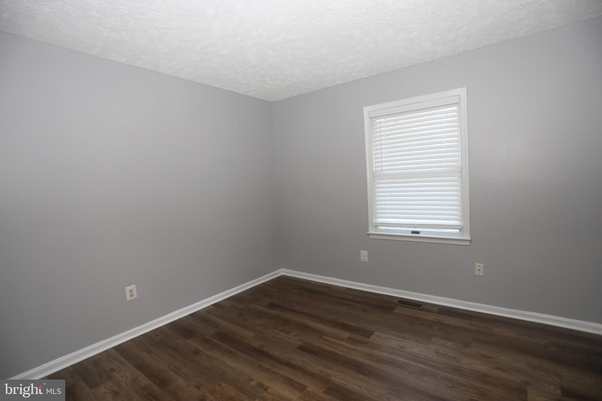 GREENBRIAR - Residential Lease