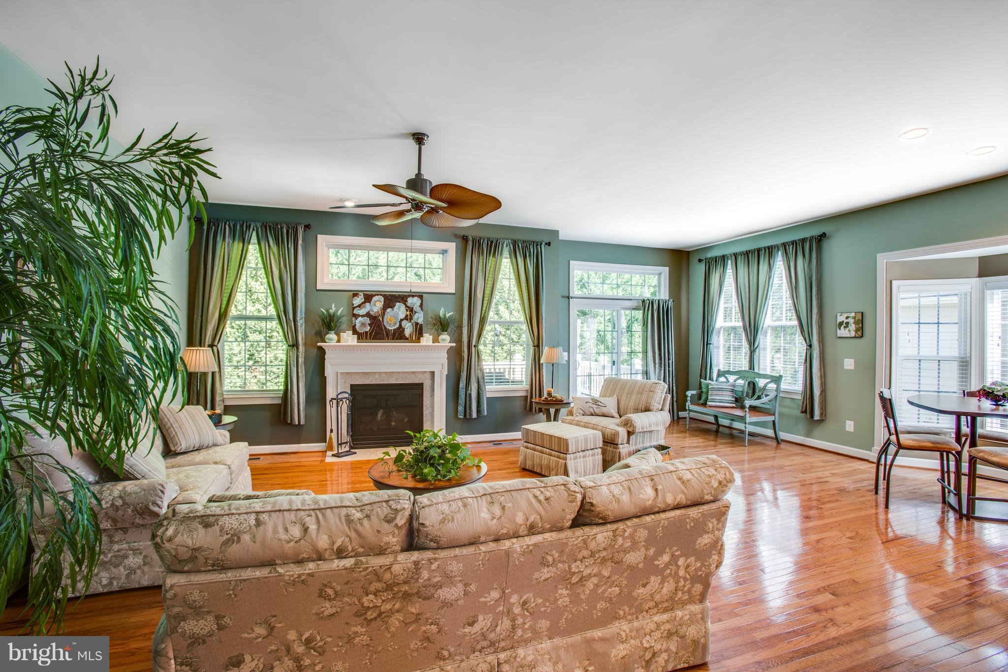 VIRGINIA HERITAGE AT LEE'S PARK - Residential