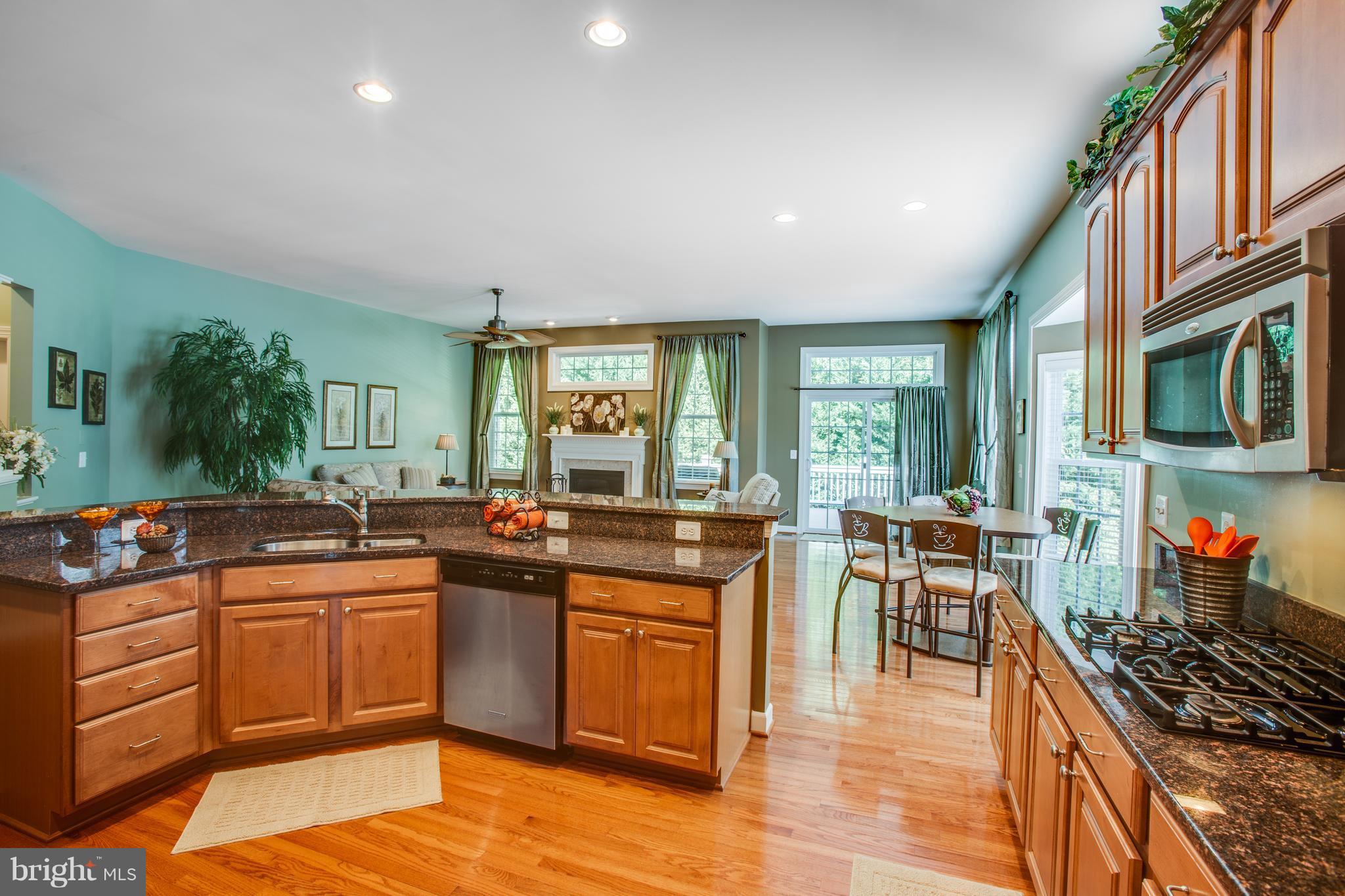 VIRGINIA HERITAGE AT LEE'S PARK - Residential