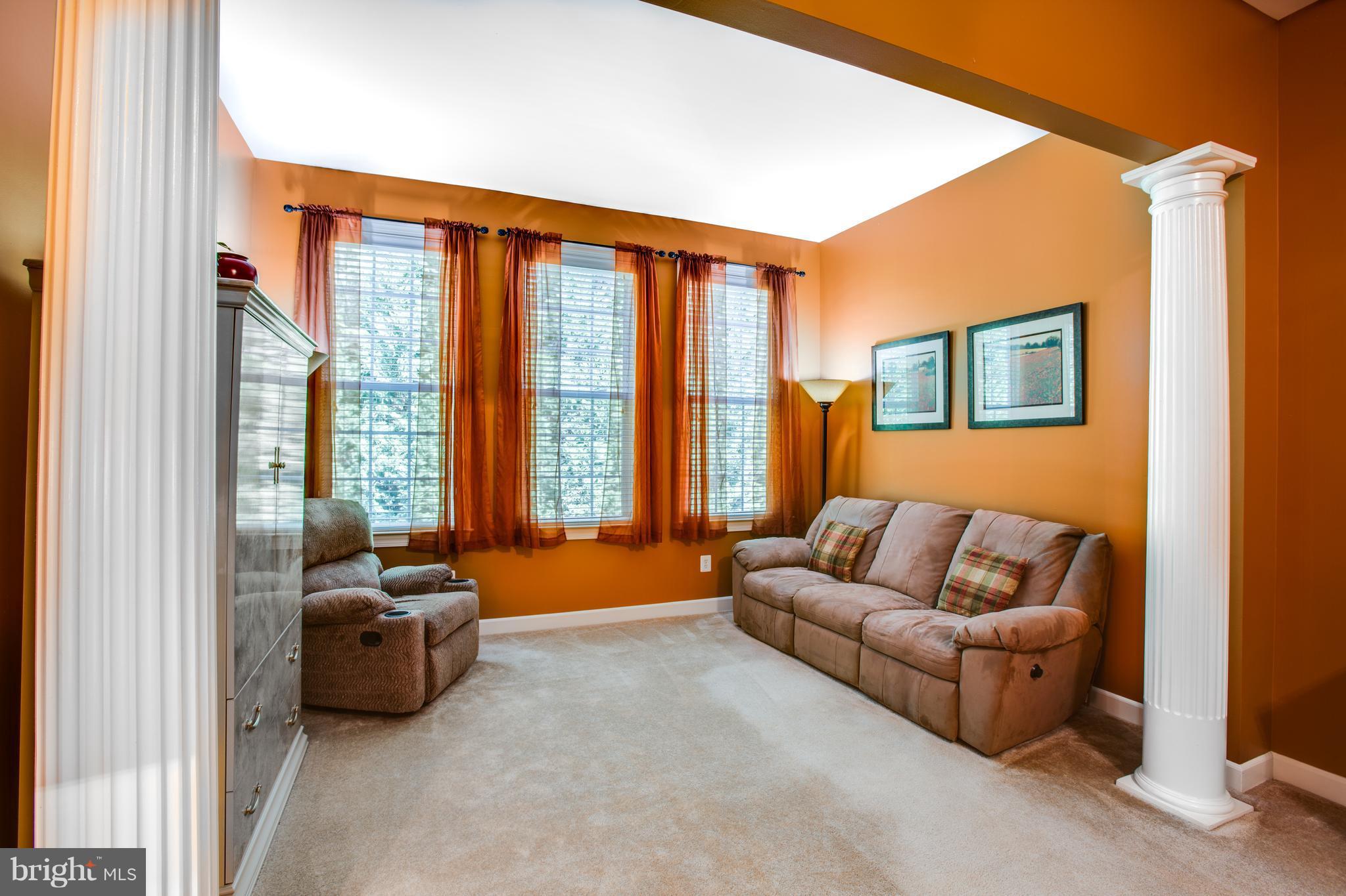 VIRGINIA HERITAGE AT LEE'S PARK - Residential
