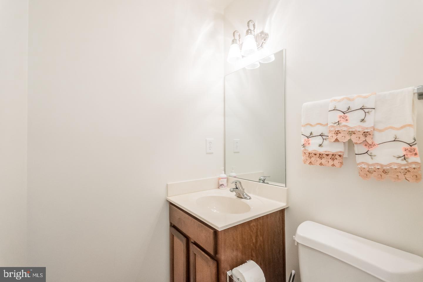 HAMMONDS MILL - Residential