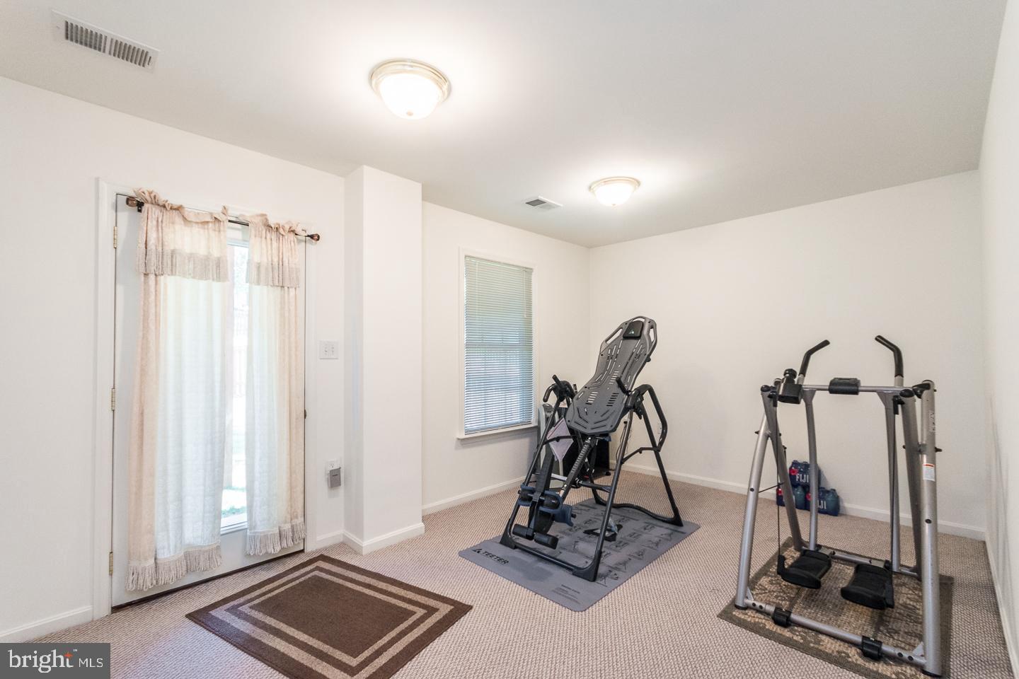 HAMMONDS MILL - Residential