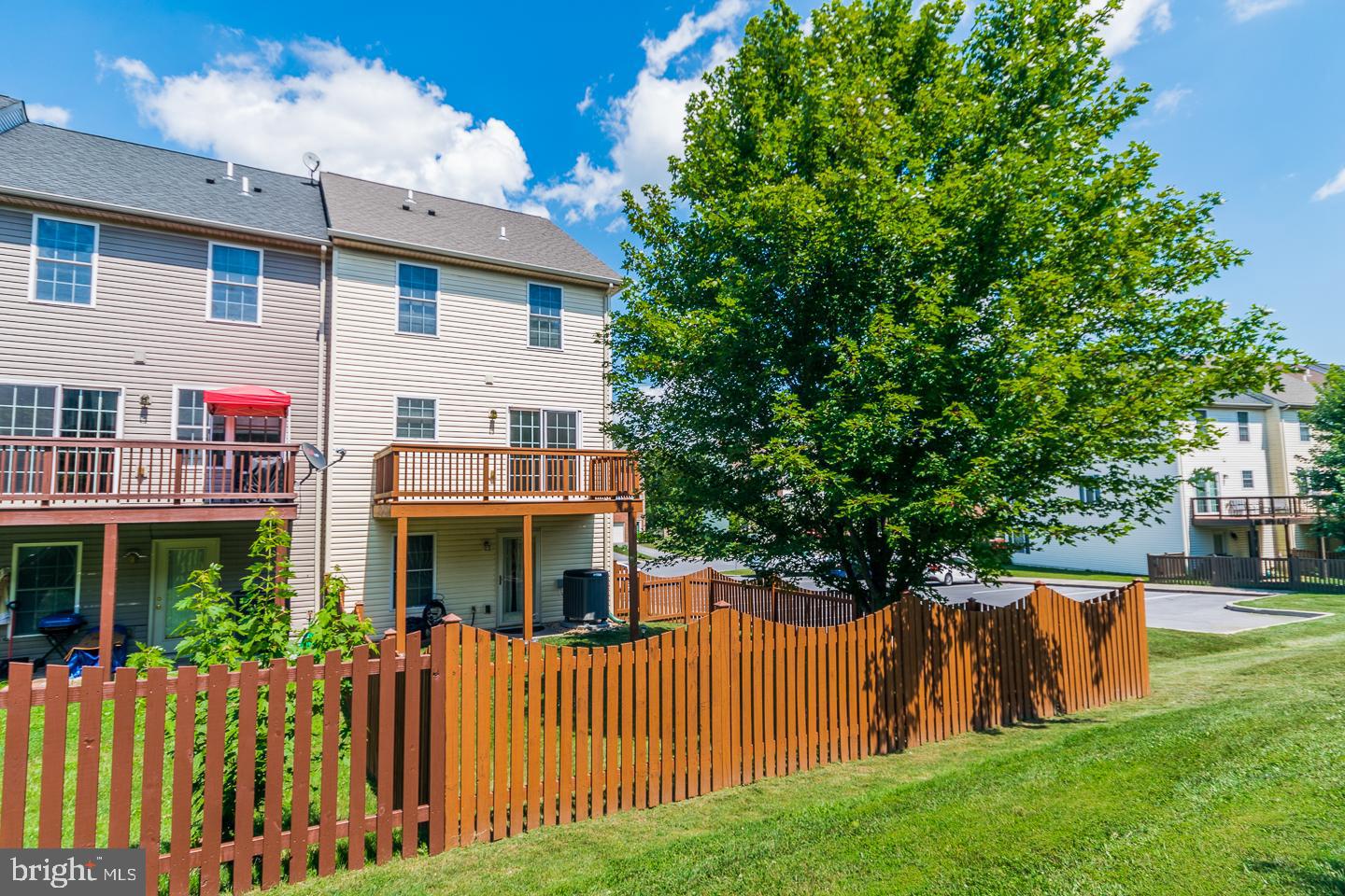 HAMMONDS MILL - Residential