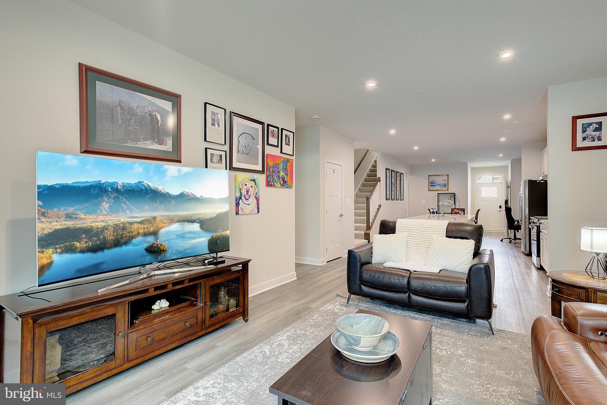 TANYARD SHORES - Residential