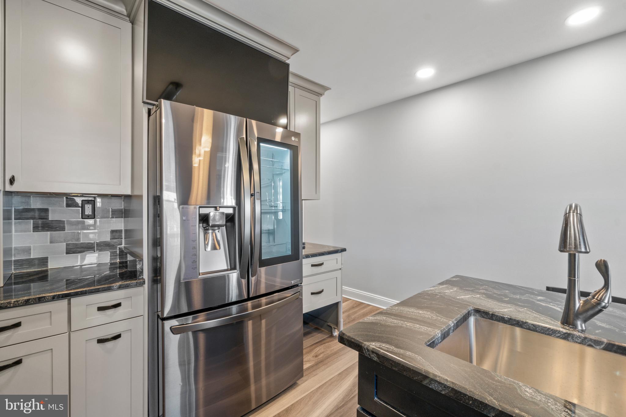 HAMPDEN HISTORIC DISTRICT - Residential