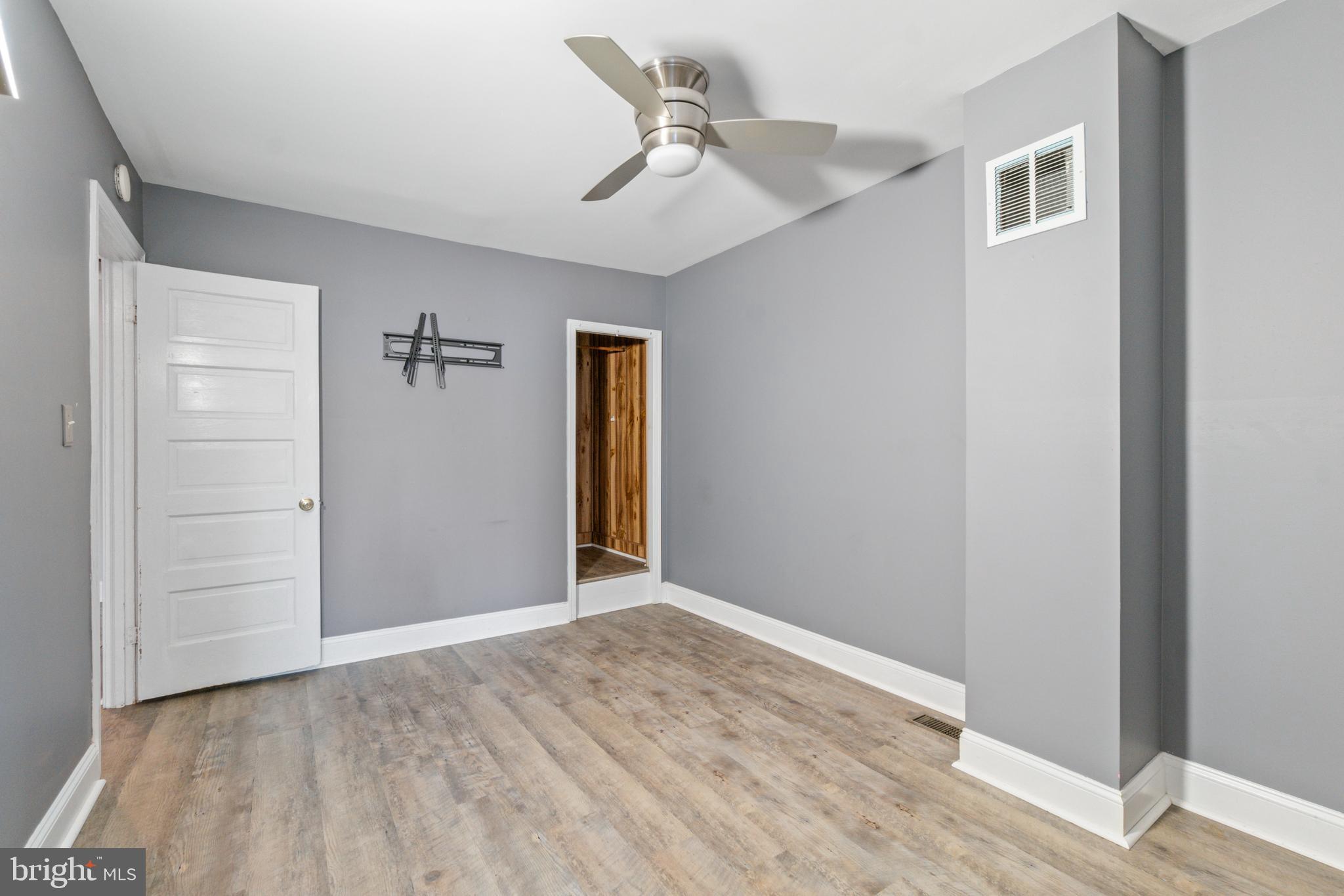 HAMPDEN HISTORIC DISTRICT - Residential