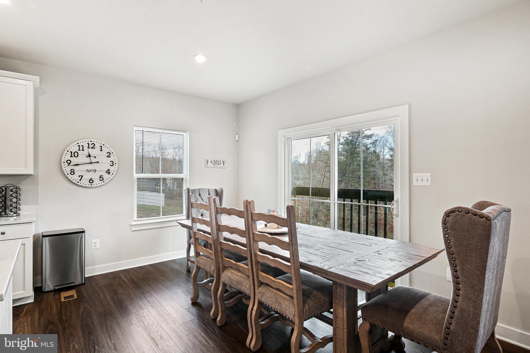 TWO RIVERS - Residential