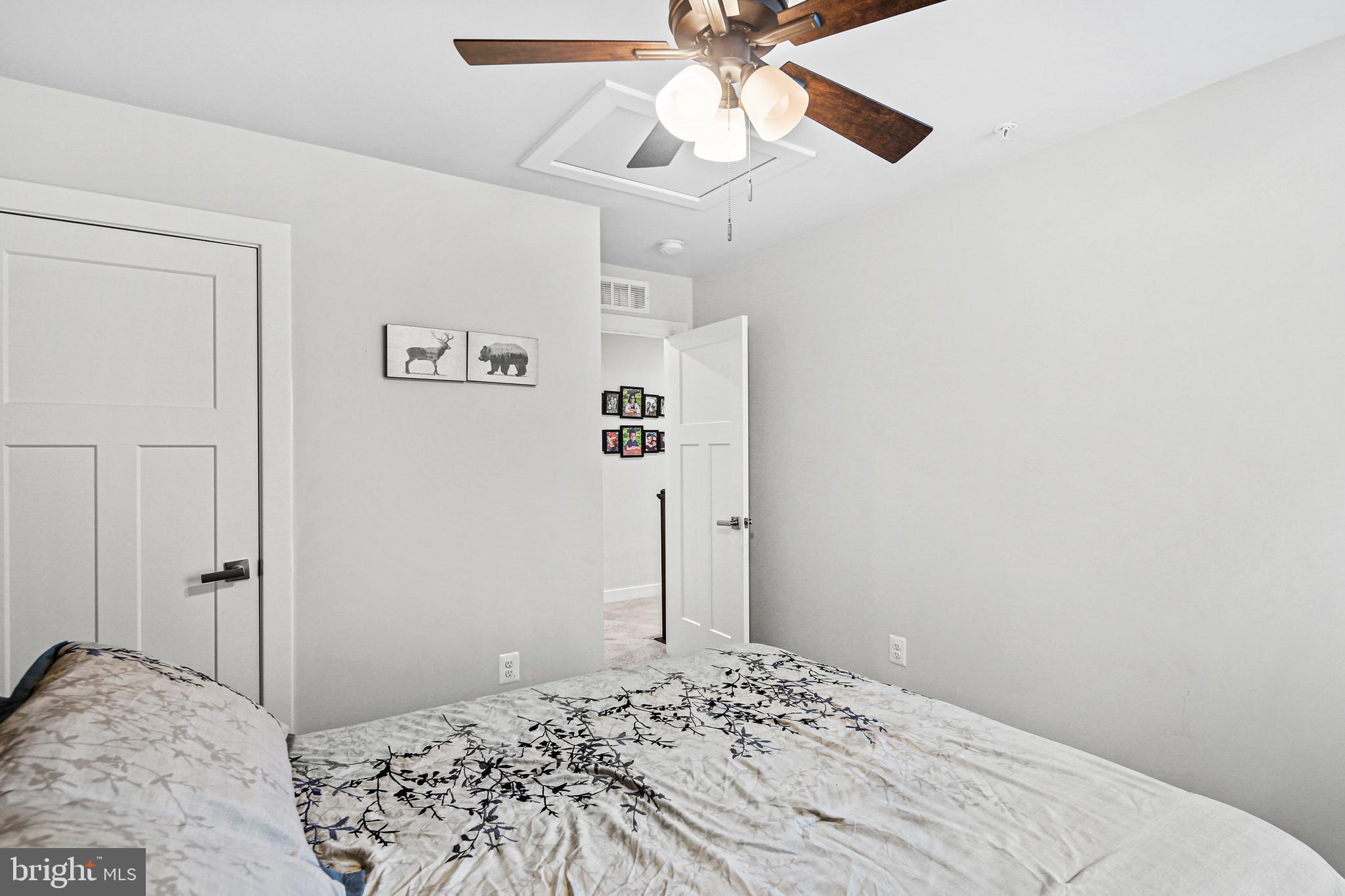 TWO RIVERS - Residential