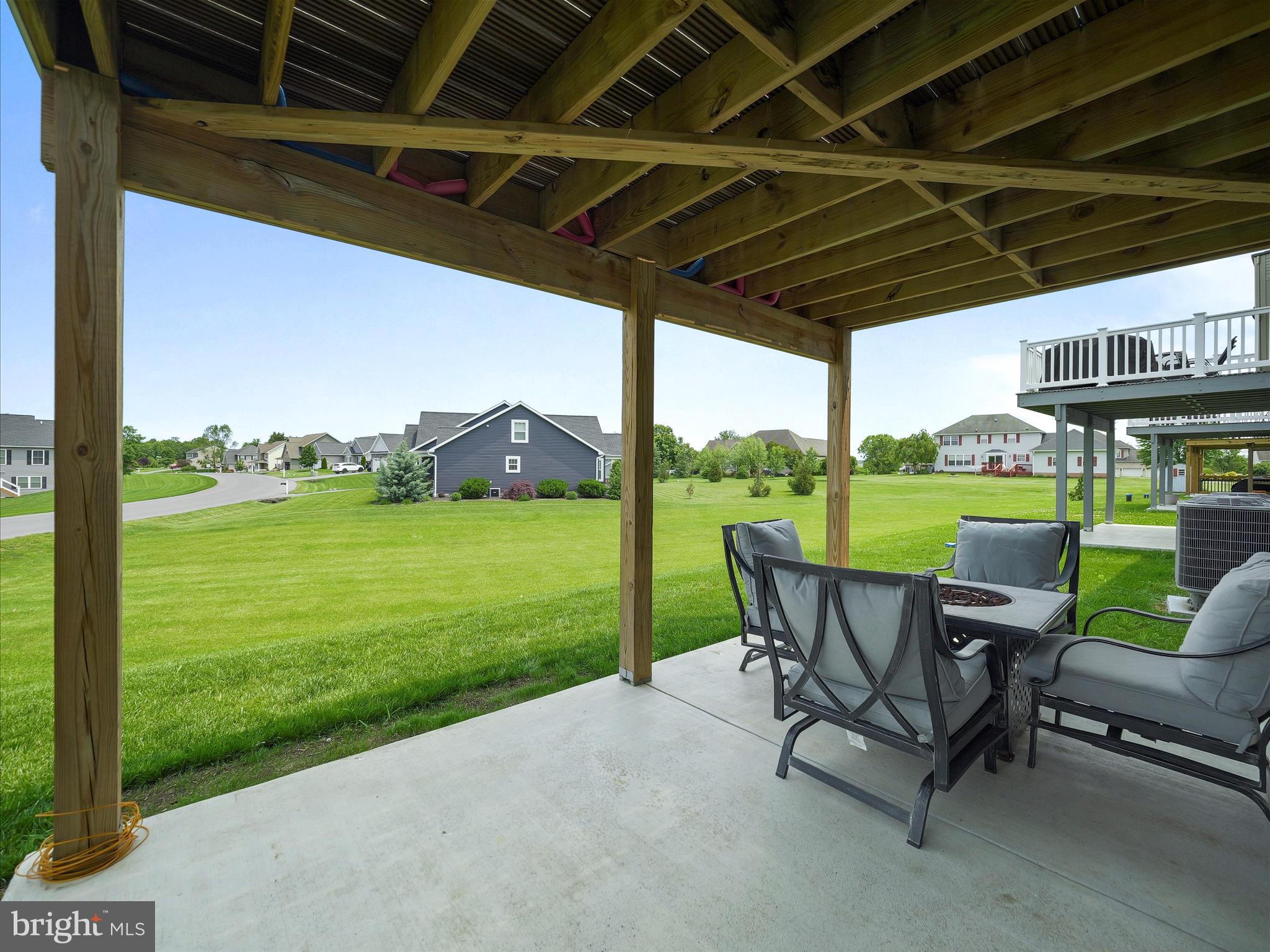 537 SHOOK COURT E