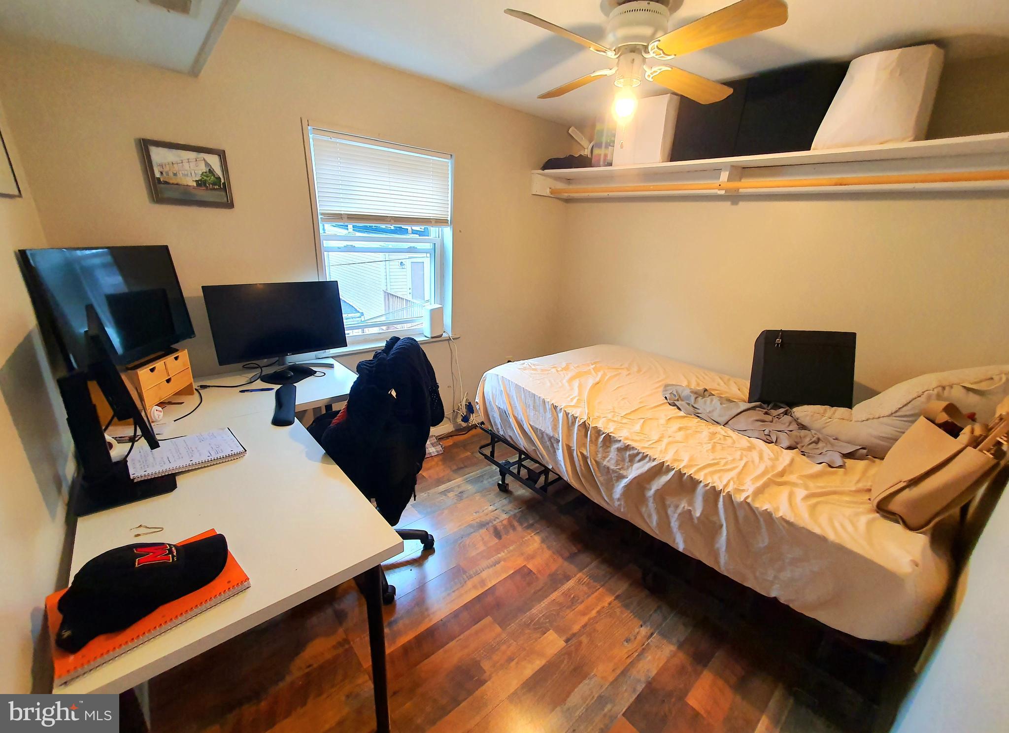 RIVERSIDE - Residential