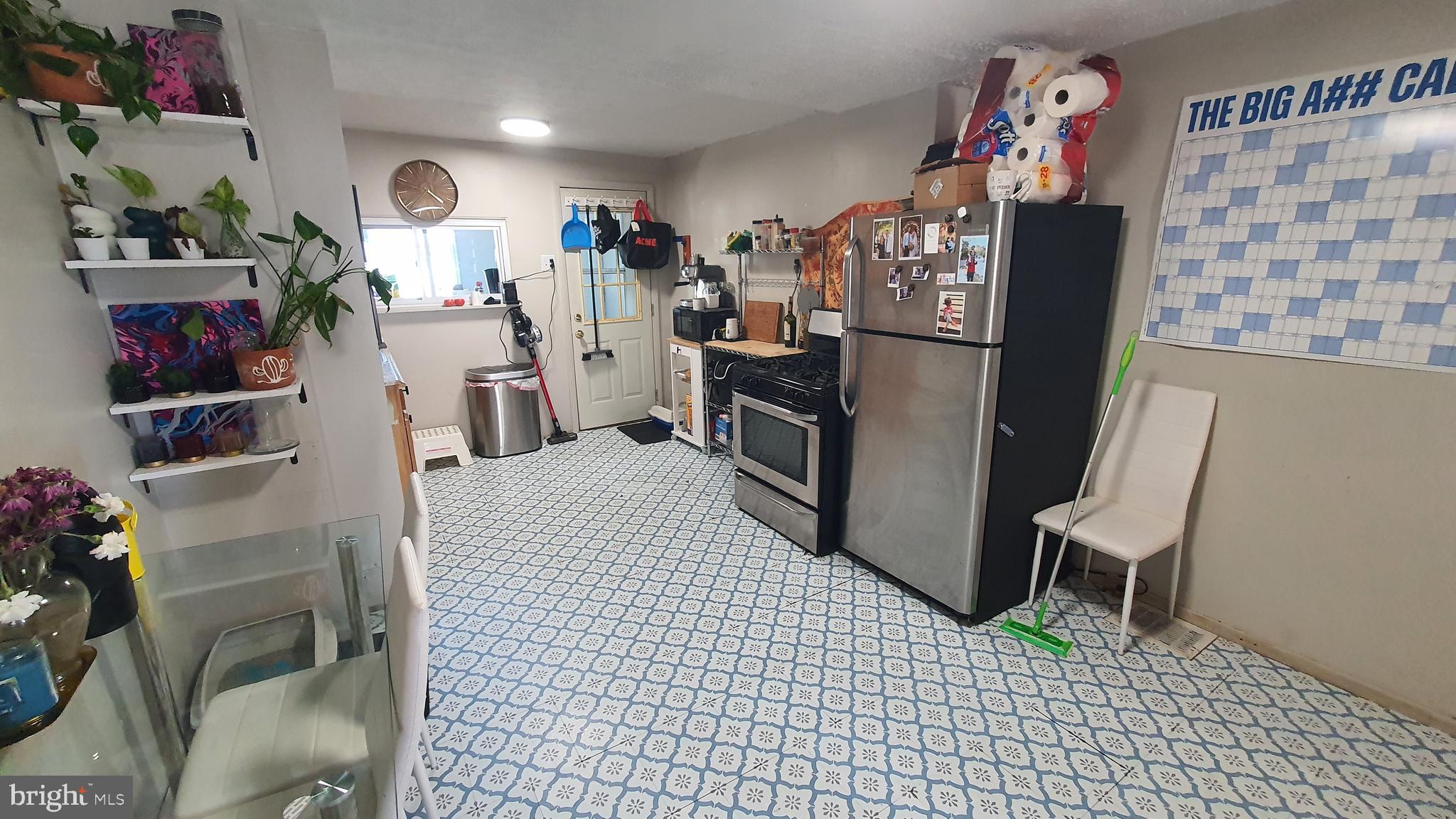 RIVERSIDE - Residential