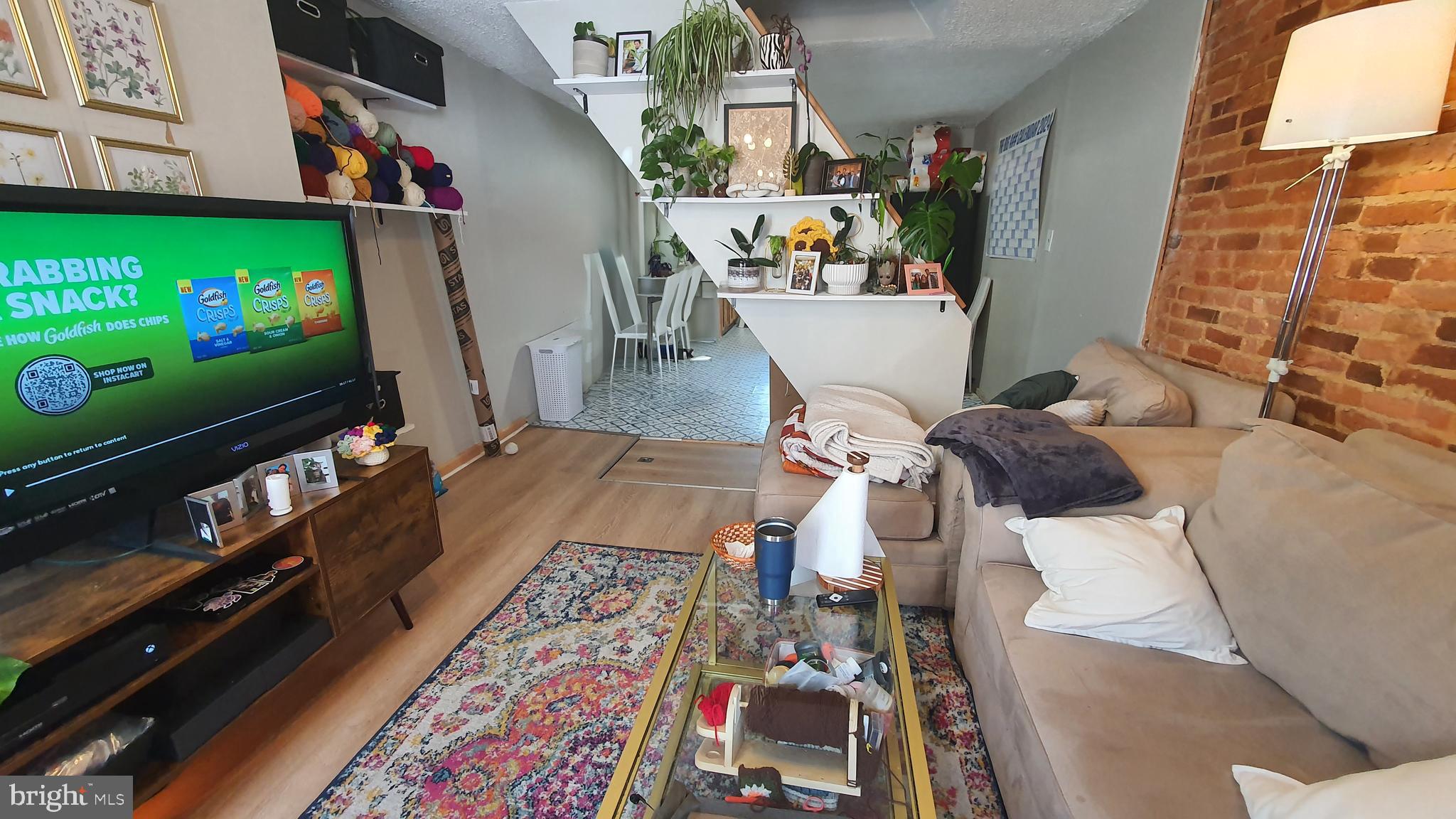 RIVERSIDE - Residential