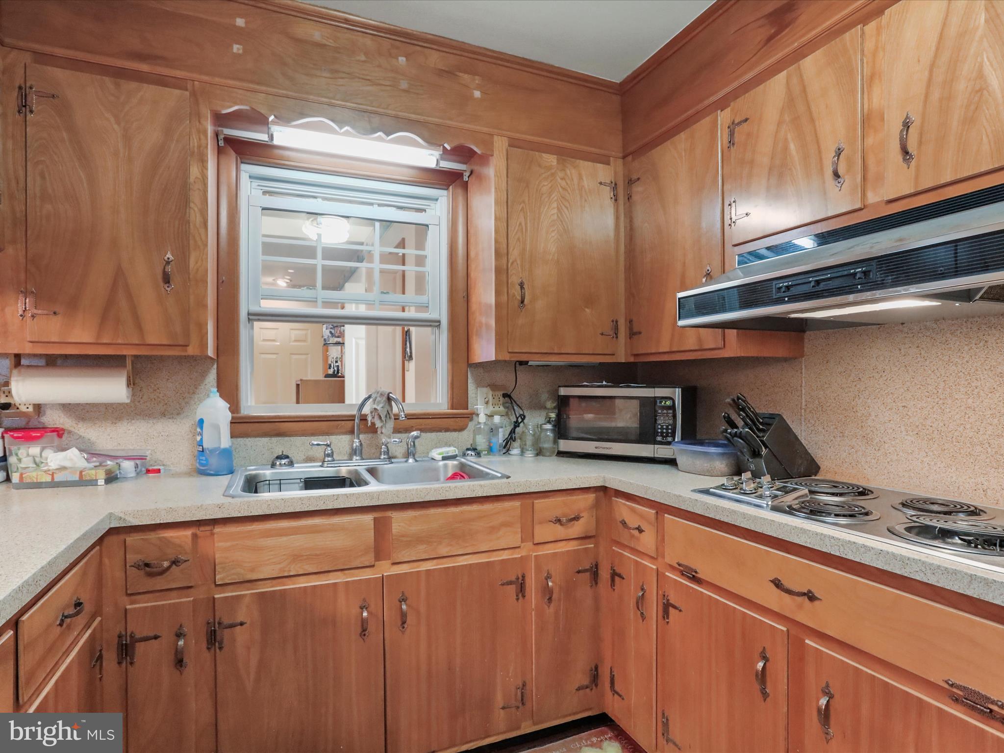 COLONIAL PARK - Residential