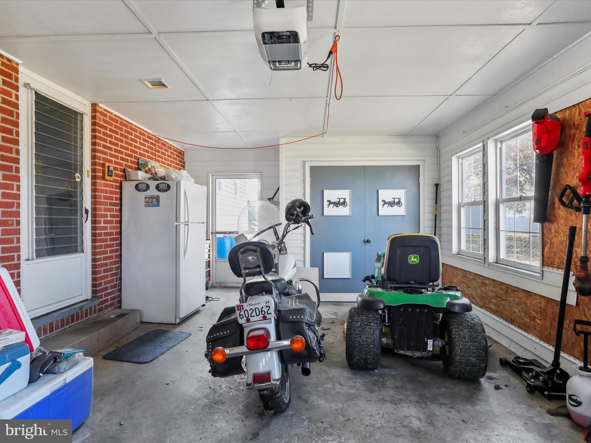 COLONIAL PARK - Residential