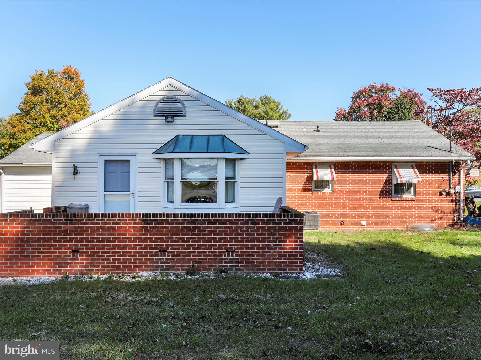 COLONIAL PARK - Residential