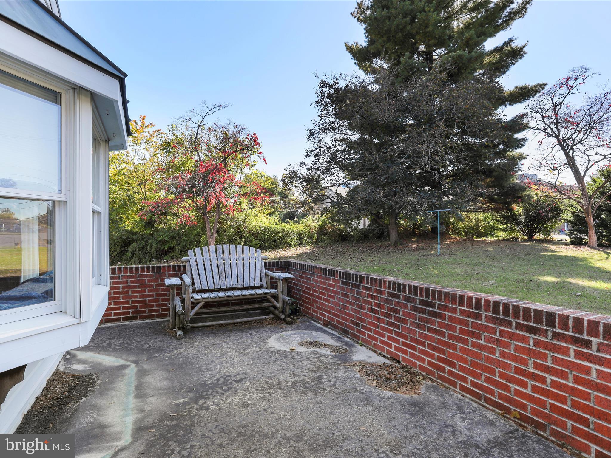 COLONIAL PARK - Residential