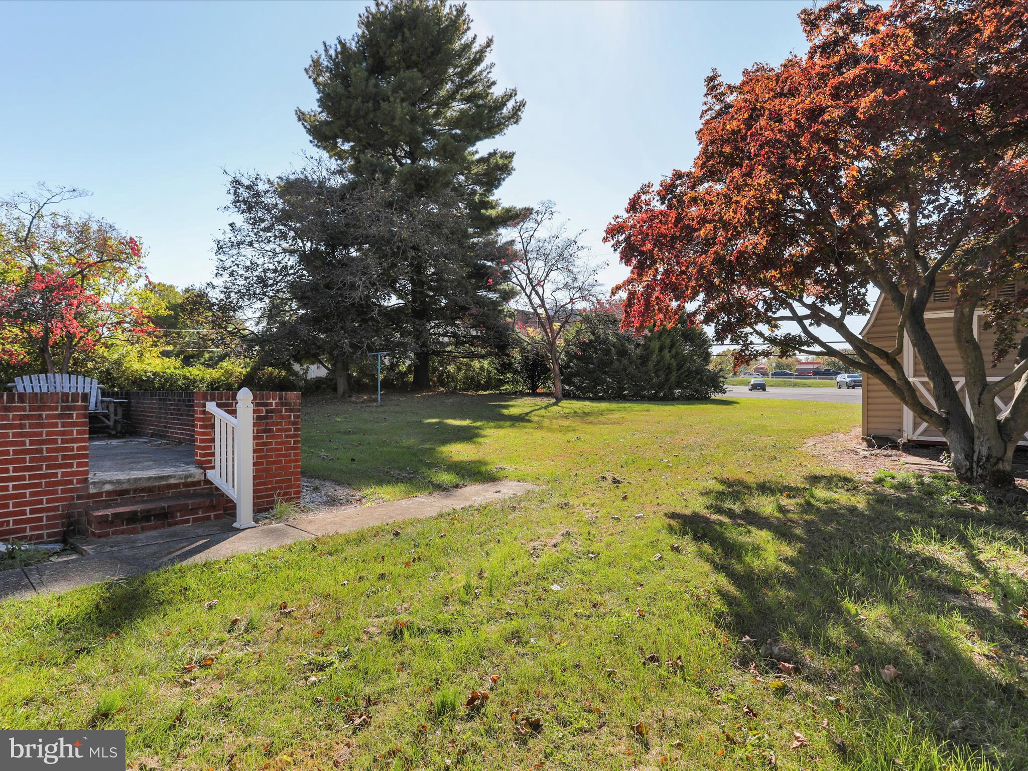 COLONIAL PARK - Residential