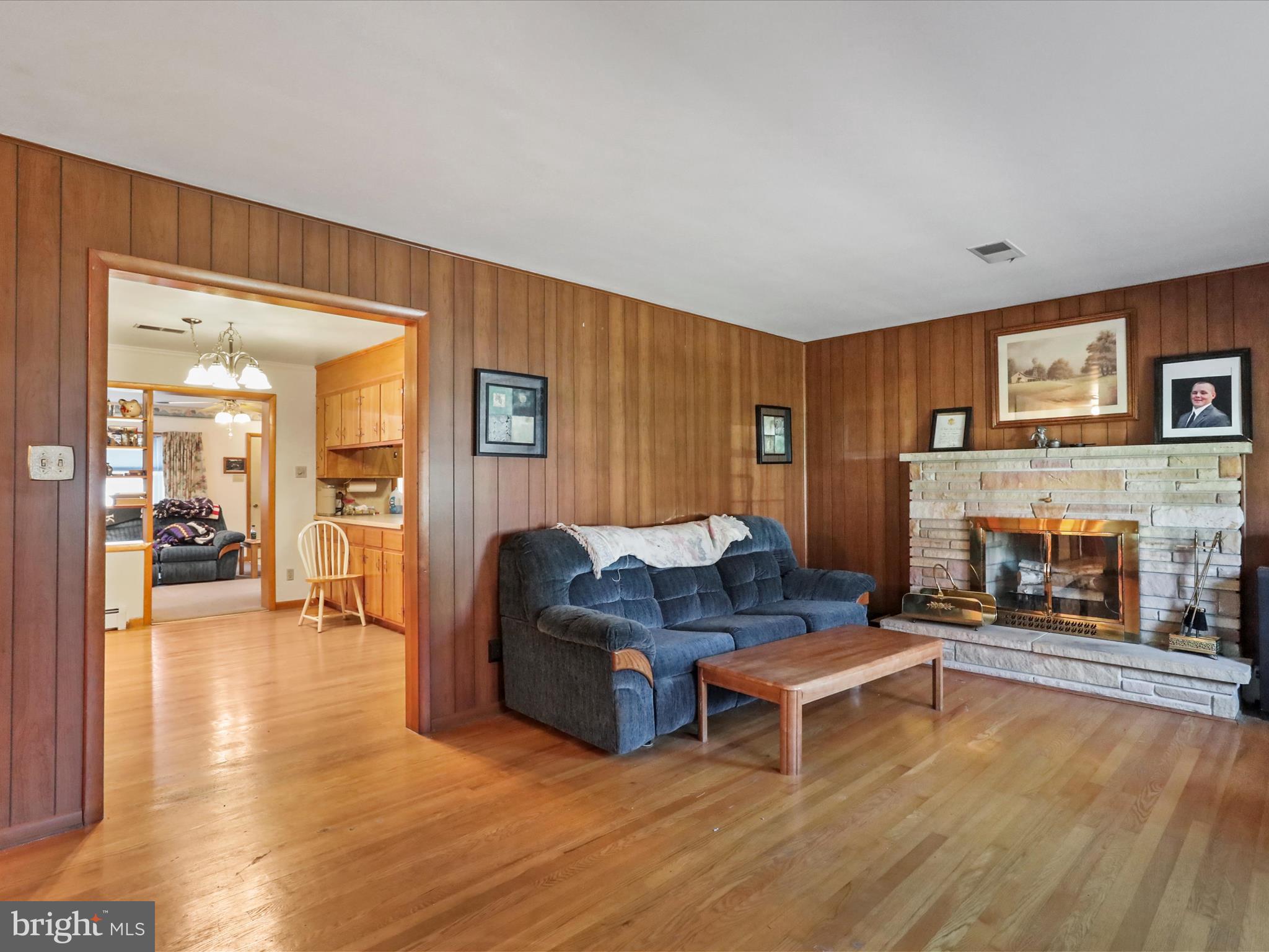 COLONIAL PARK - Residential