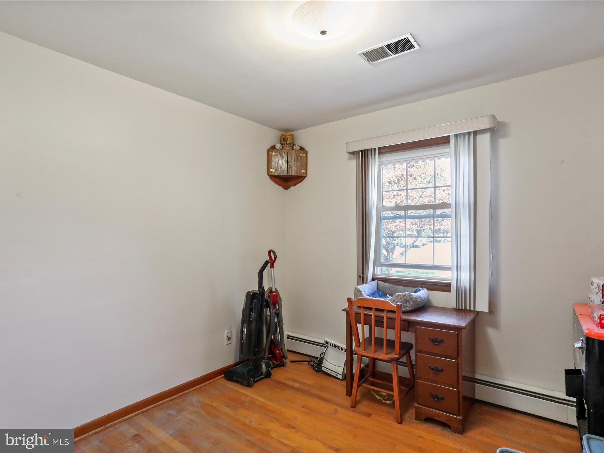 COLONIAL PARK - Residential