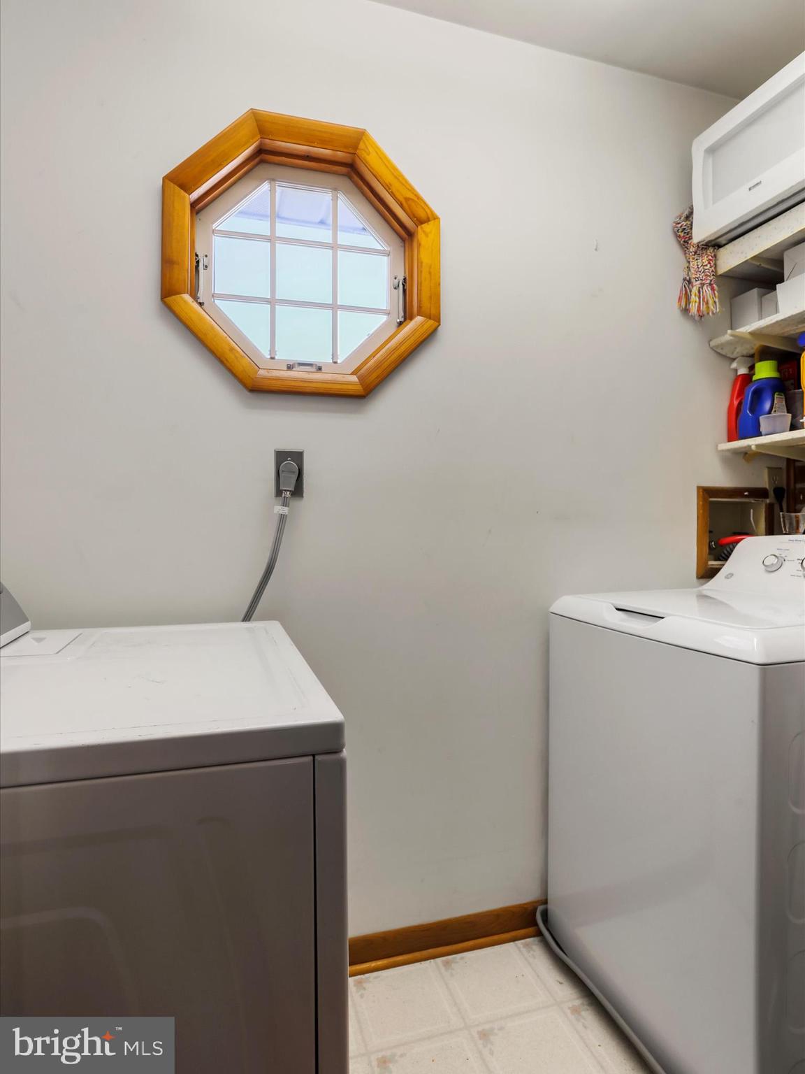 COLONIAL PARK - Residential