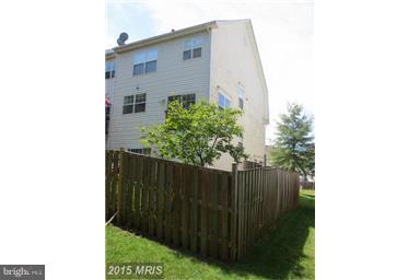 BLOOMS MILL - Residential Lease