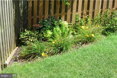 BLOOMS MILL - Residential Lease