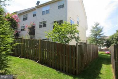 BLOOMS MILL - Residential Lease