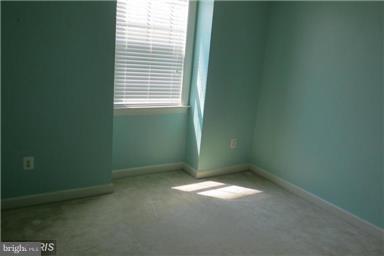 BLOOMS MILL - Residential Lease