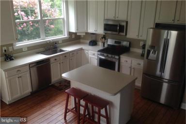 BLOOMS MILL - Residential Lease