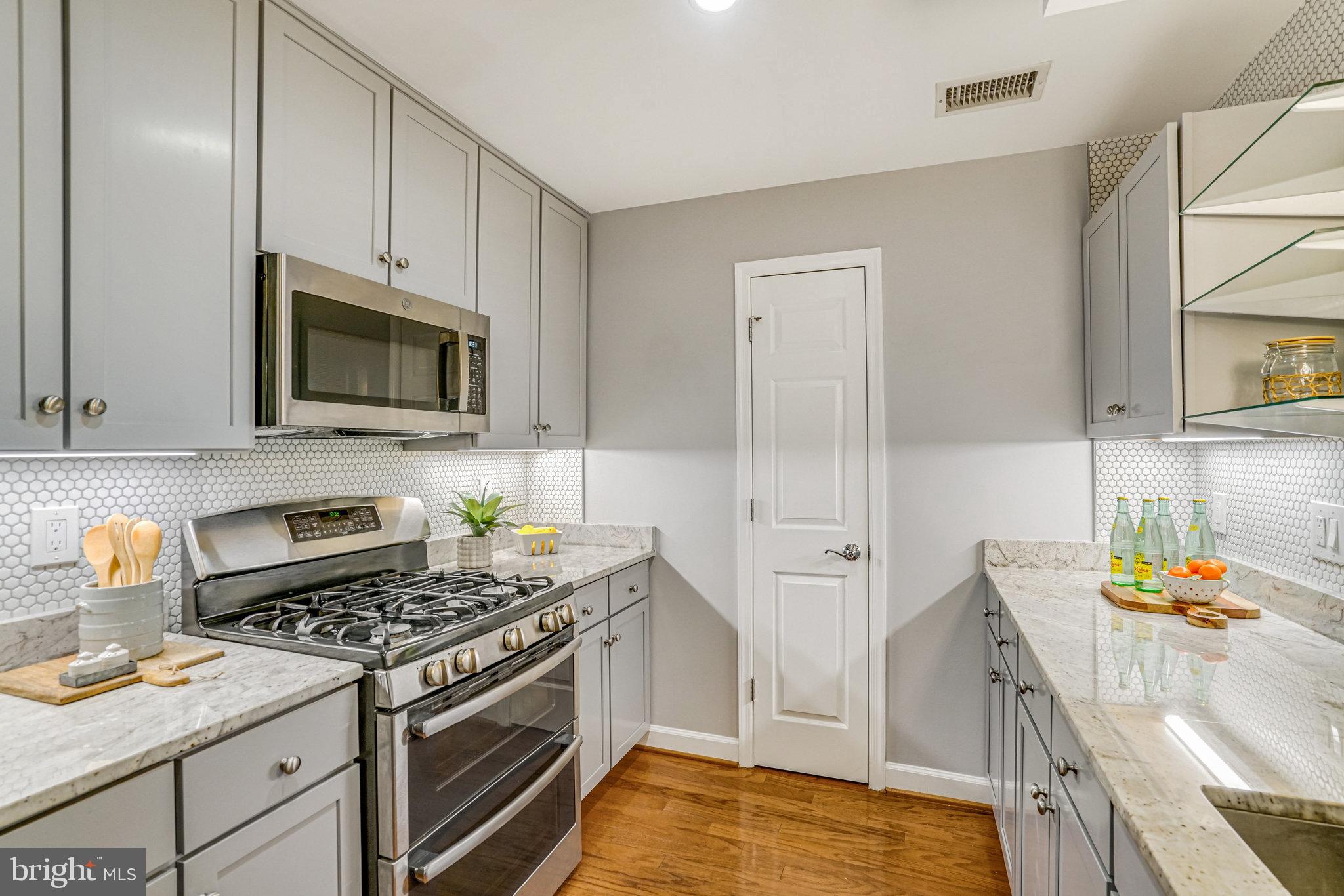 4189 S FOUR MILE RUN DRIVE S 101