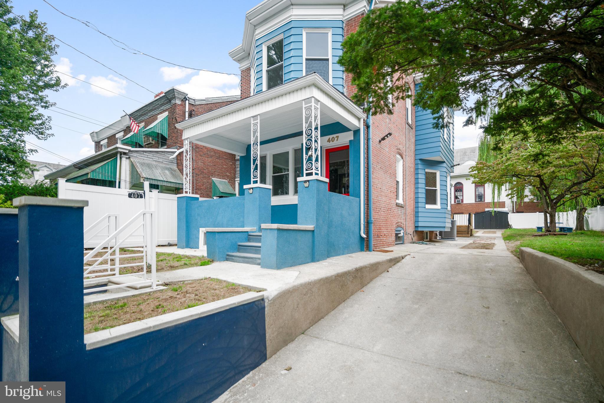 CRESCENTVILLE - Residential