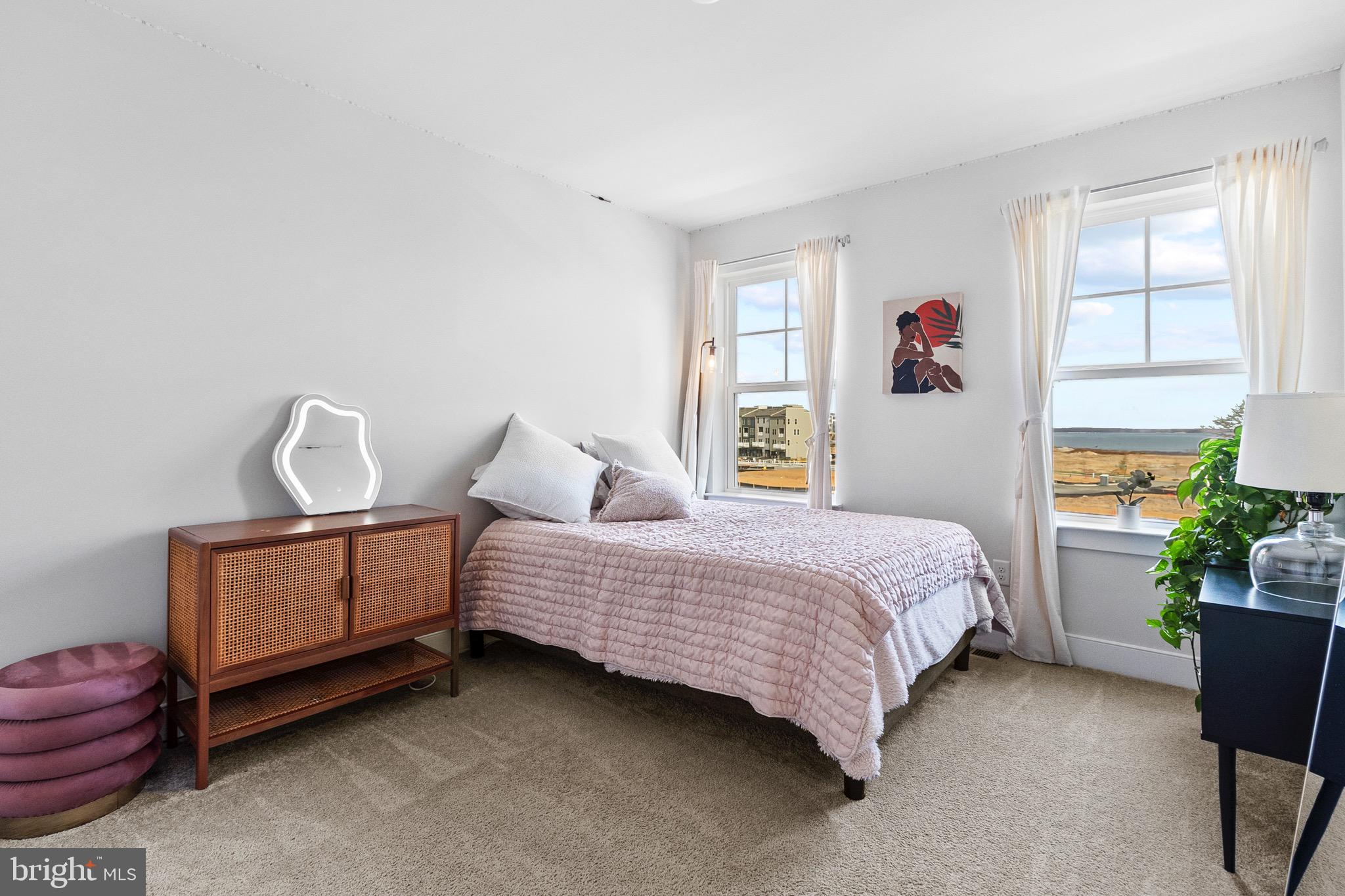 POTOMAC SHORES - Residential