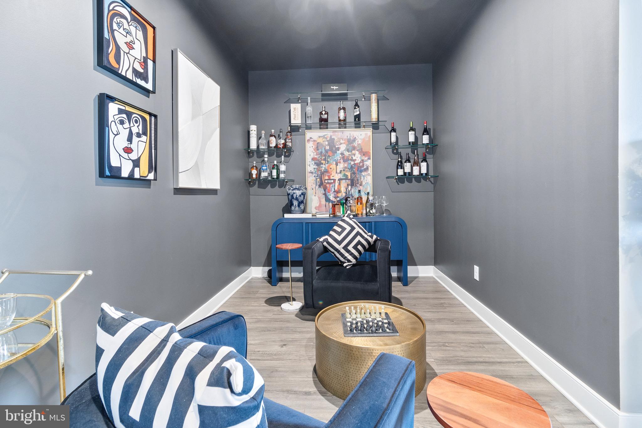 1672 SANDPIPER BAY LOOP