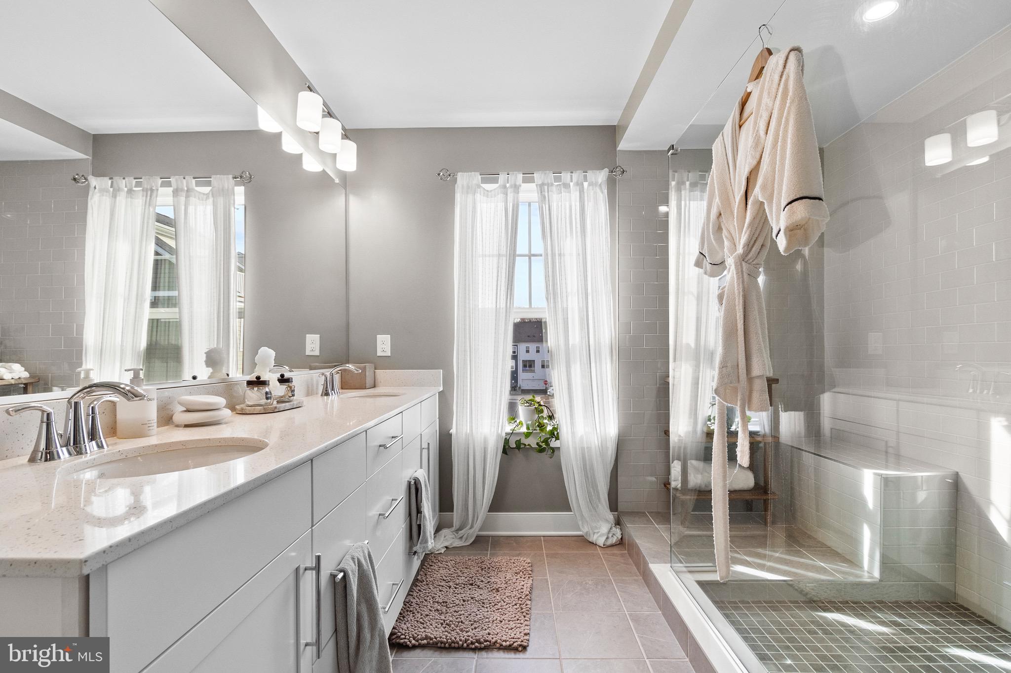 POTOMAC SHORES - Residential