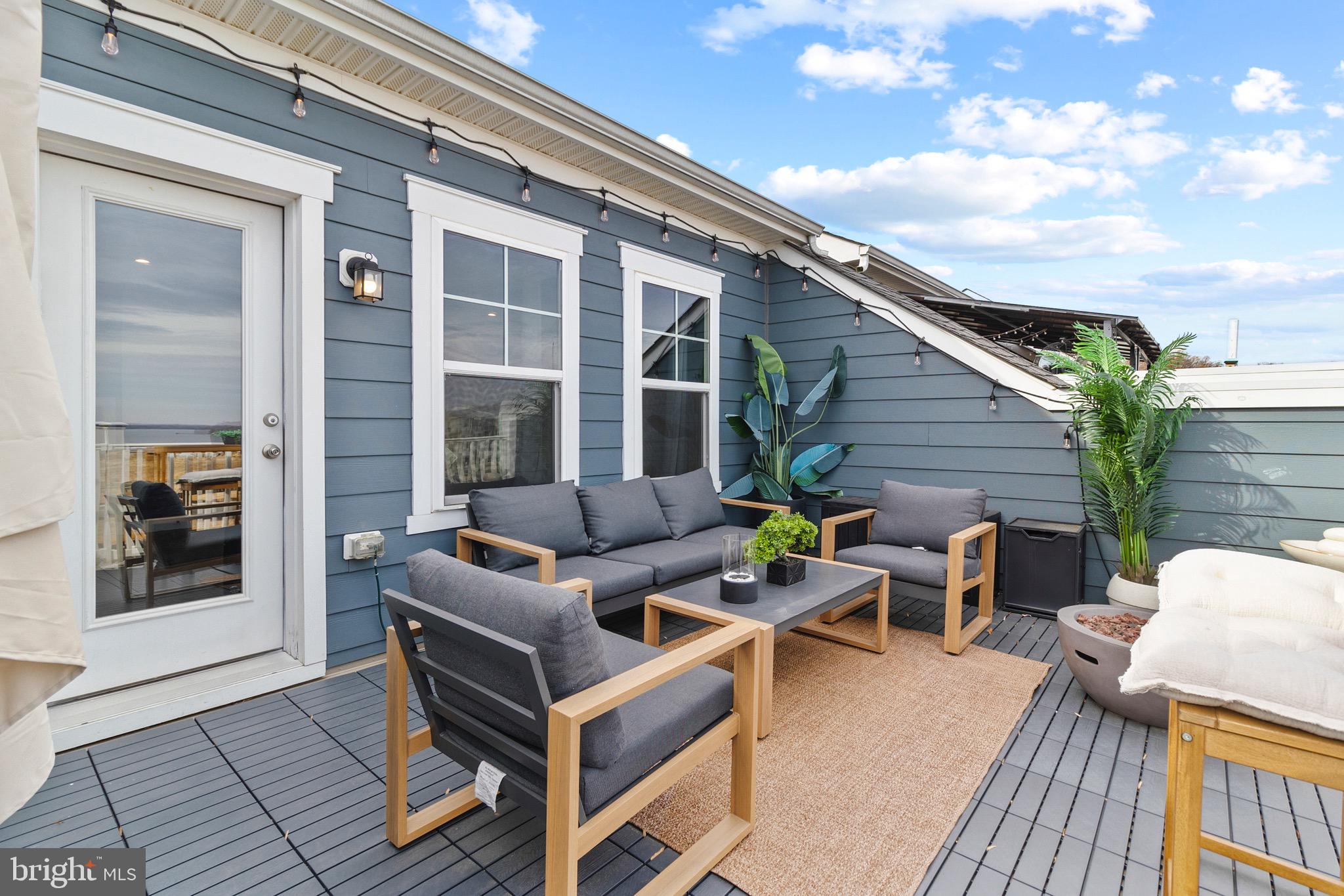 POTOMAC SHORES - Residential