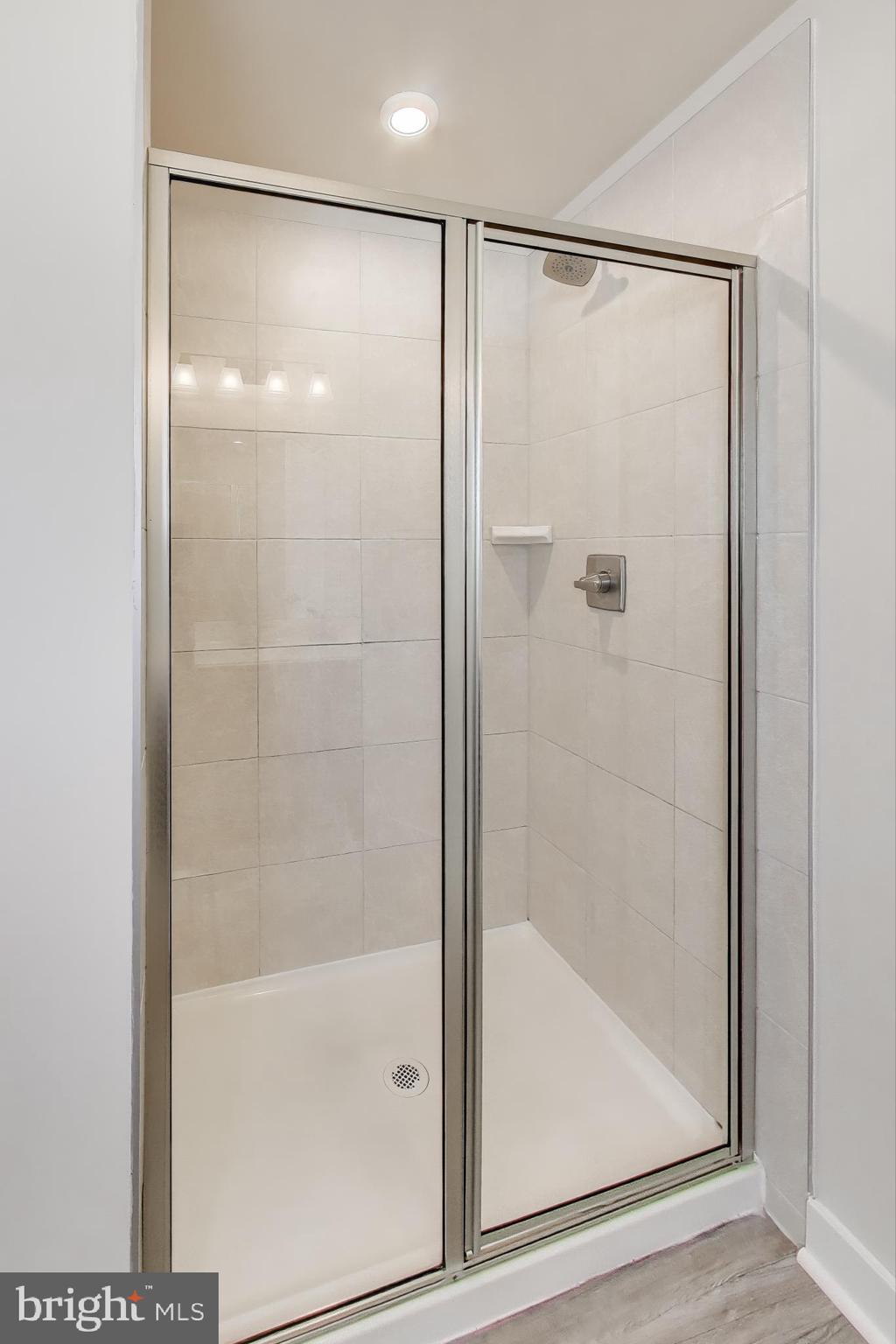 PADDOCK POINTE - Residential Lease