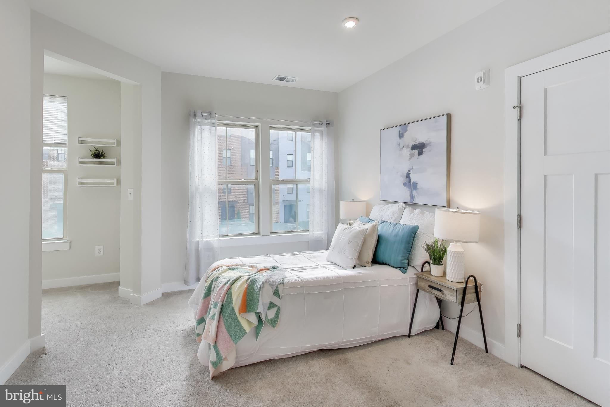 PADDOCK POINTE - Residential Lease