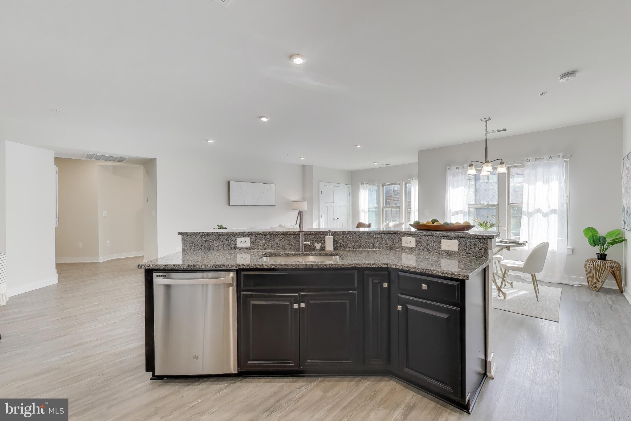 PADDOCK POINTE - Residential Lease