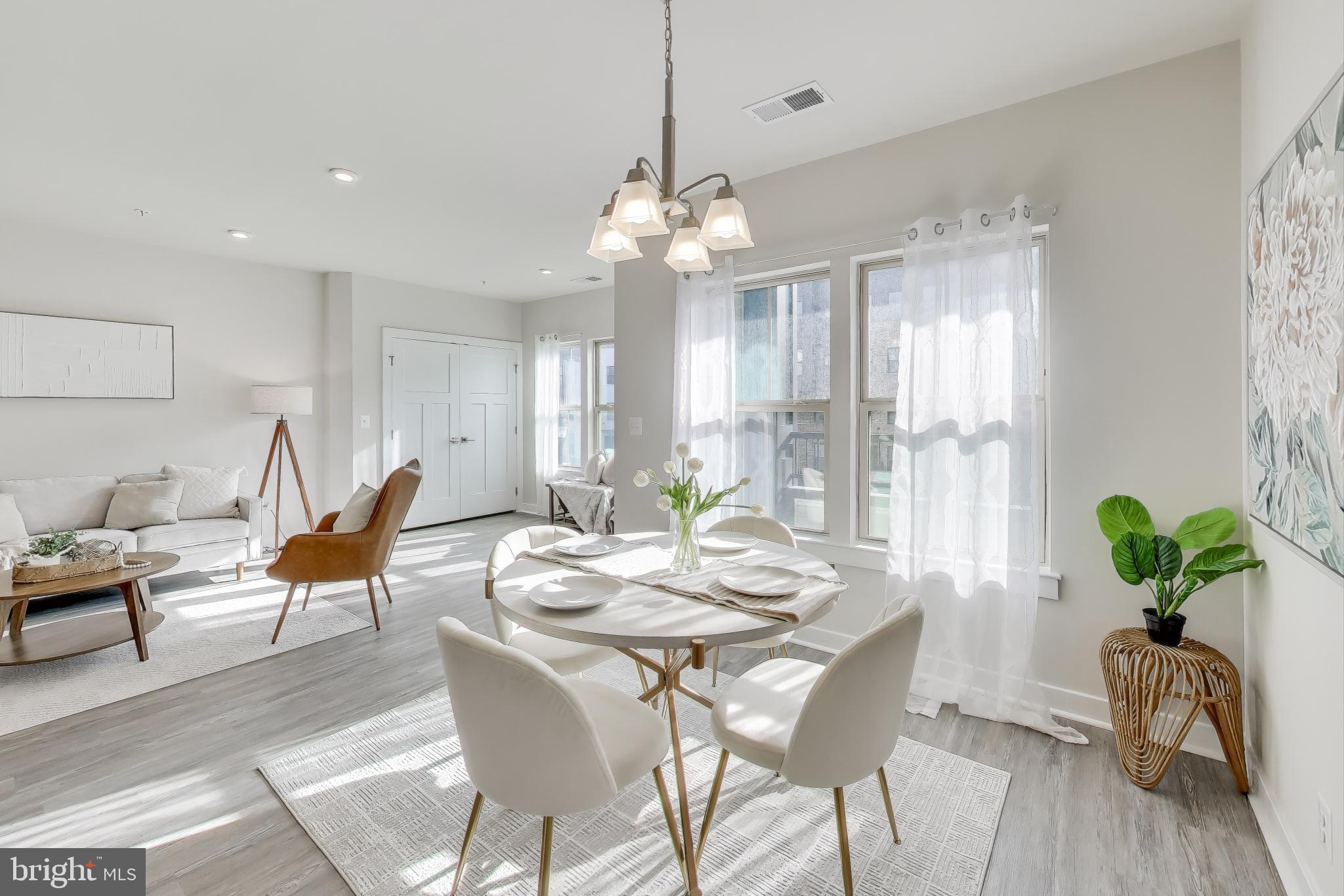 PADDOCK POINTE - Residential Lease