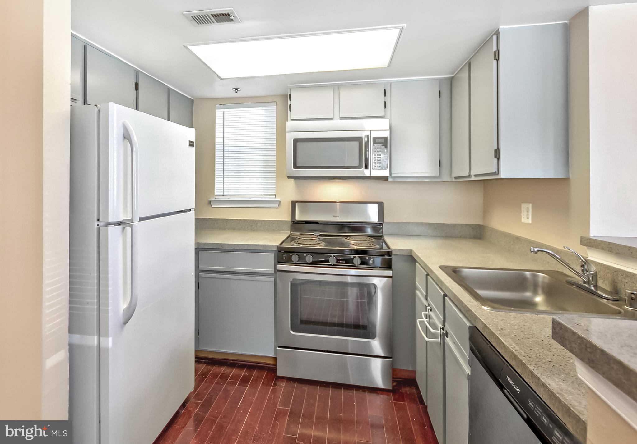 THE VISTAS - Residential Lease