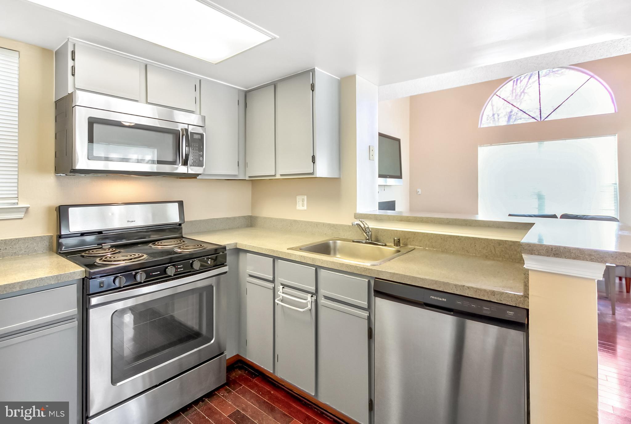 THE VISTAS - Residential Lease