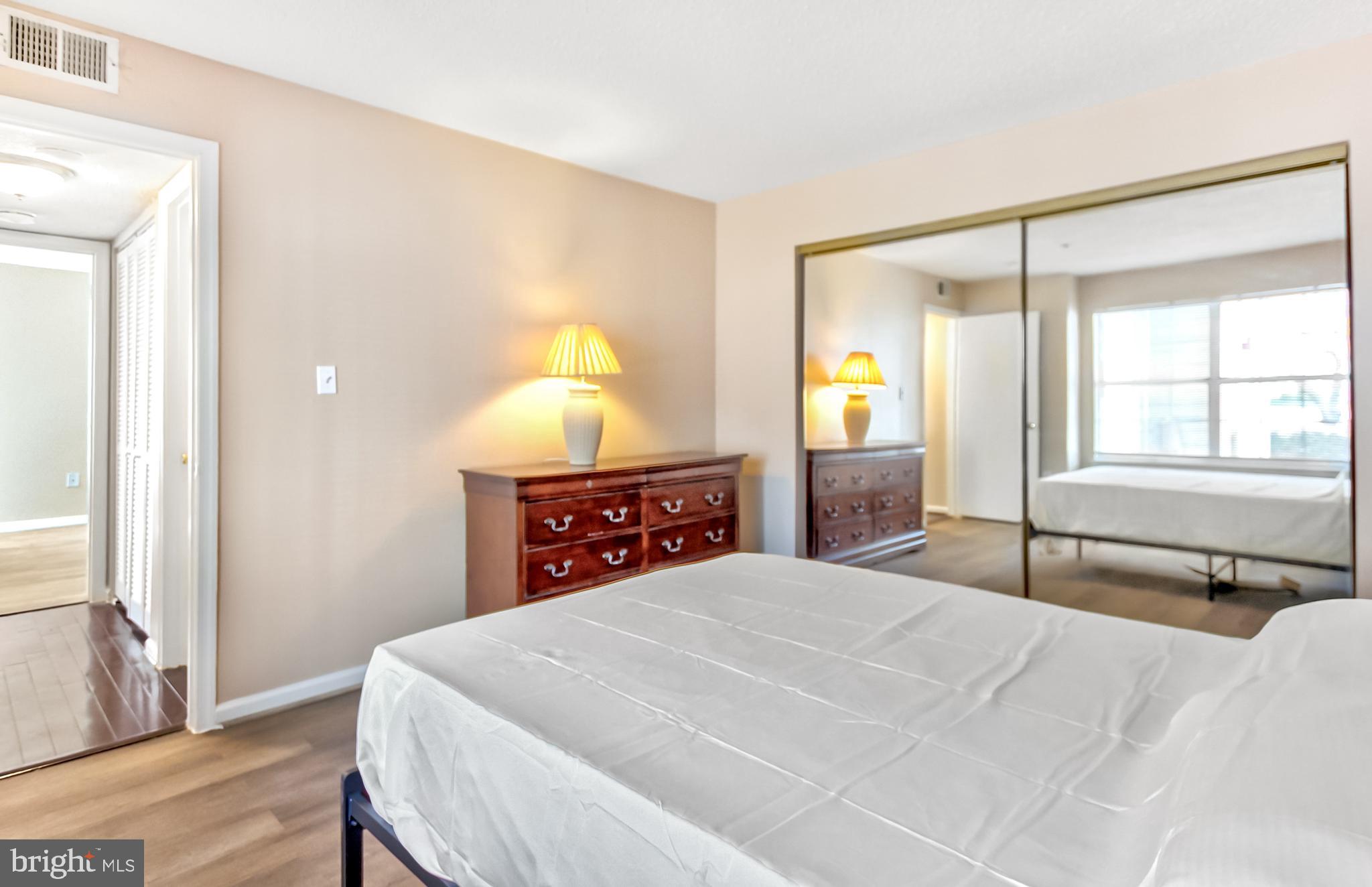 THE VISTAS - Residential Lease