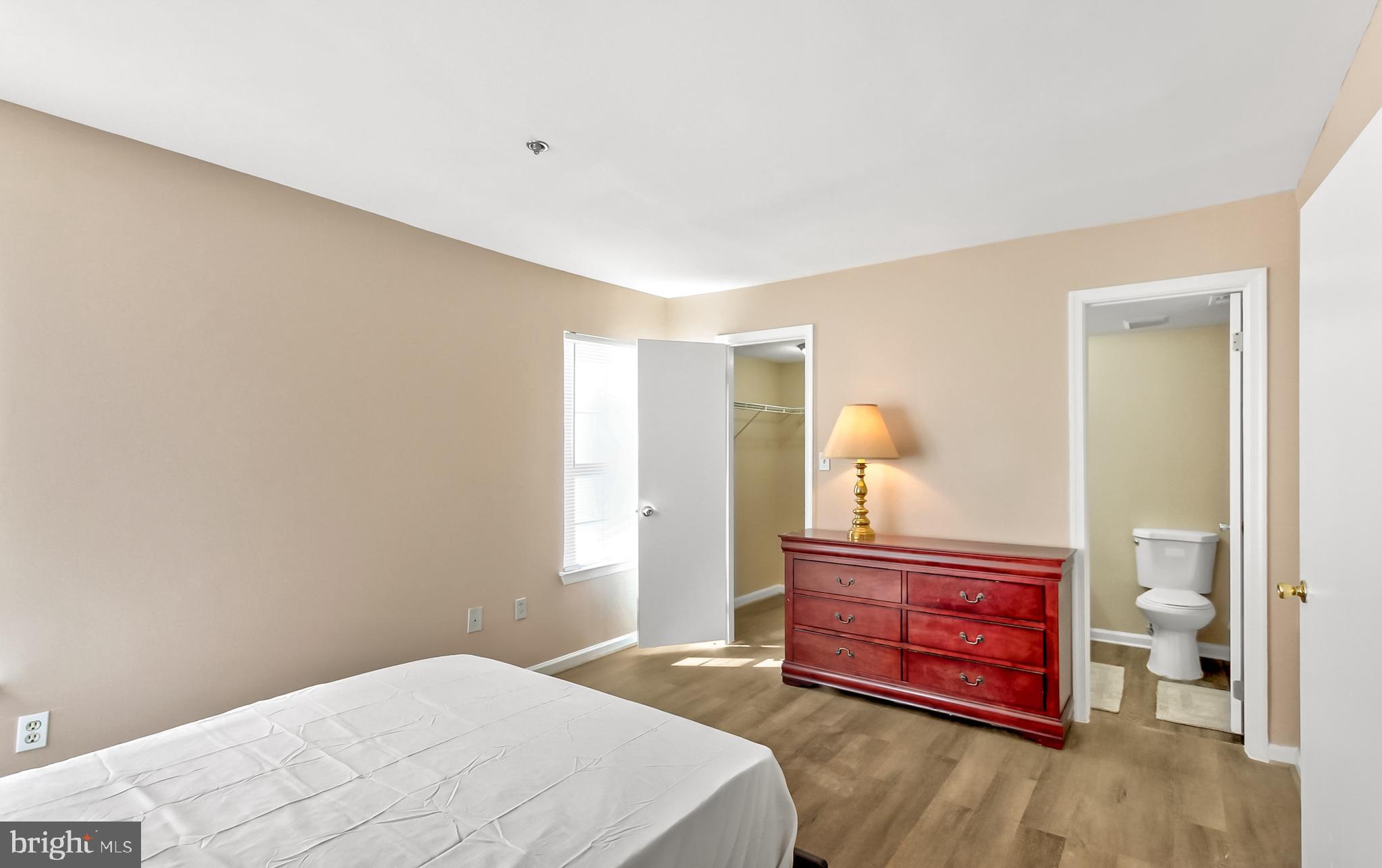 THE VISTAS - Residential Lease