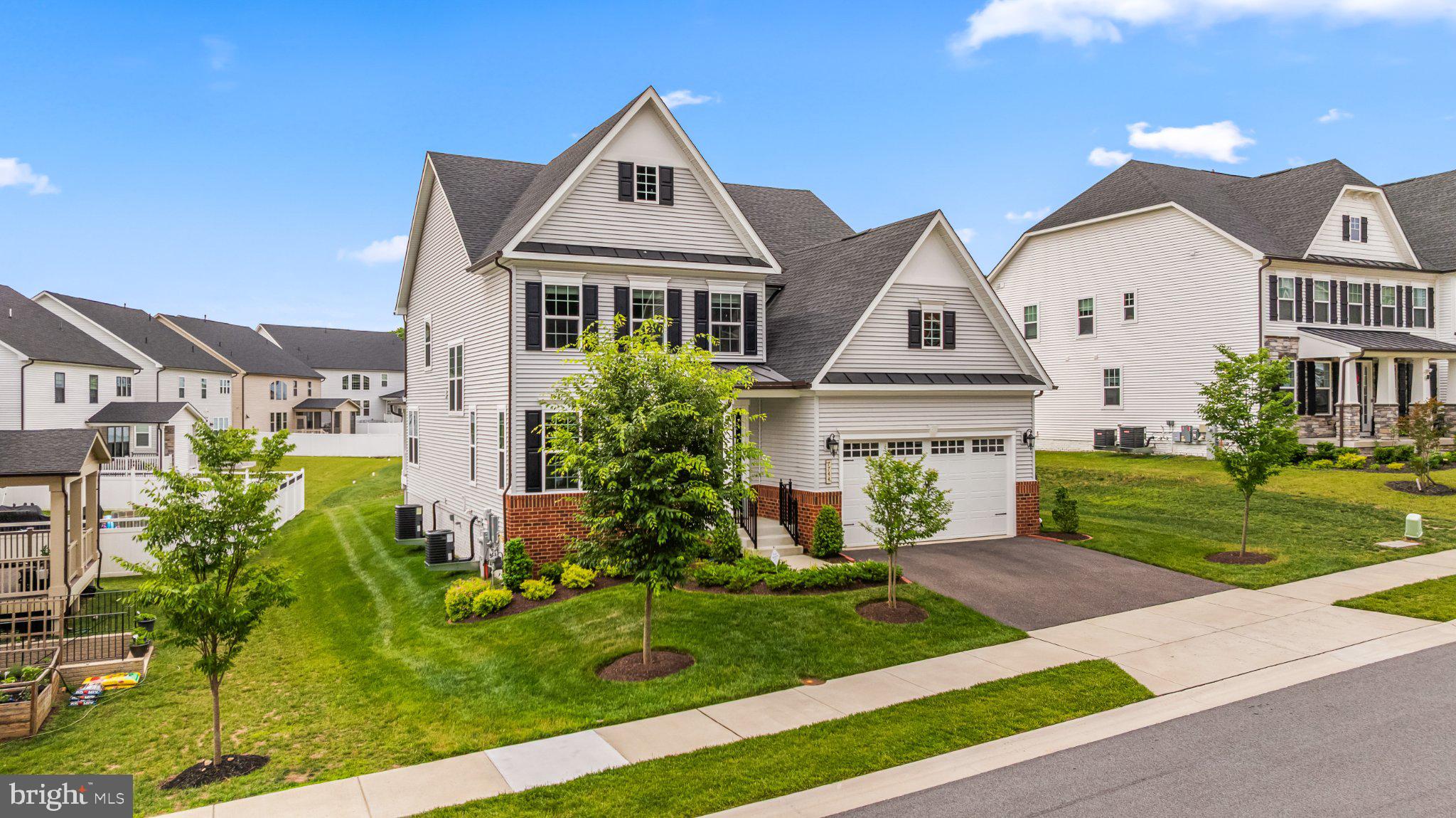 7744 CROSS CREEK DRIVE