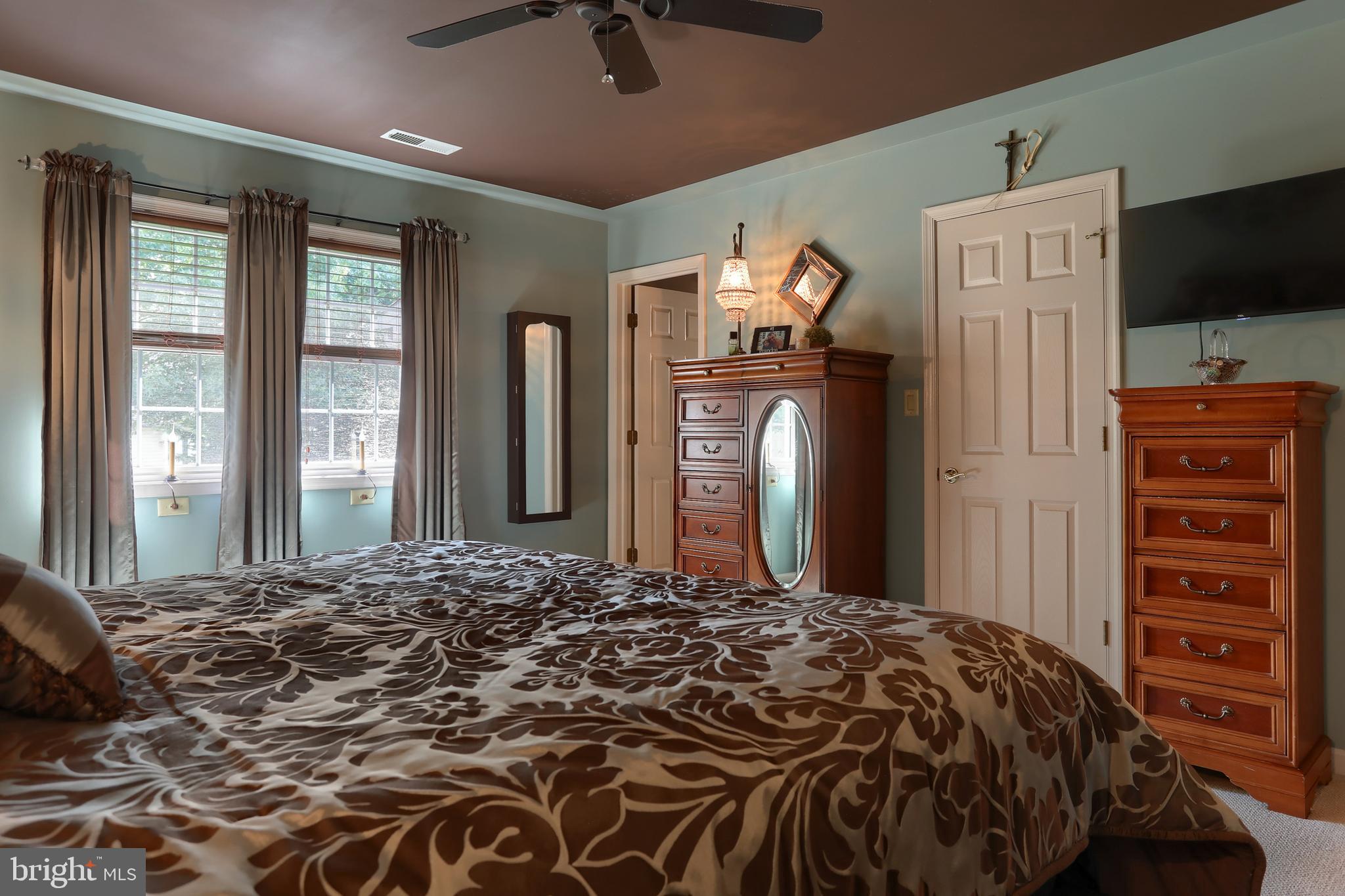 ARBOR GATE - Residential