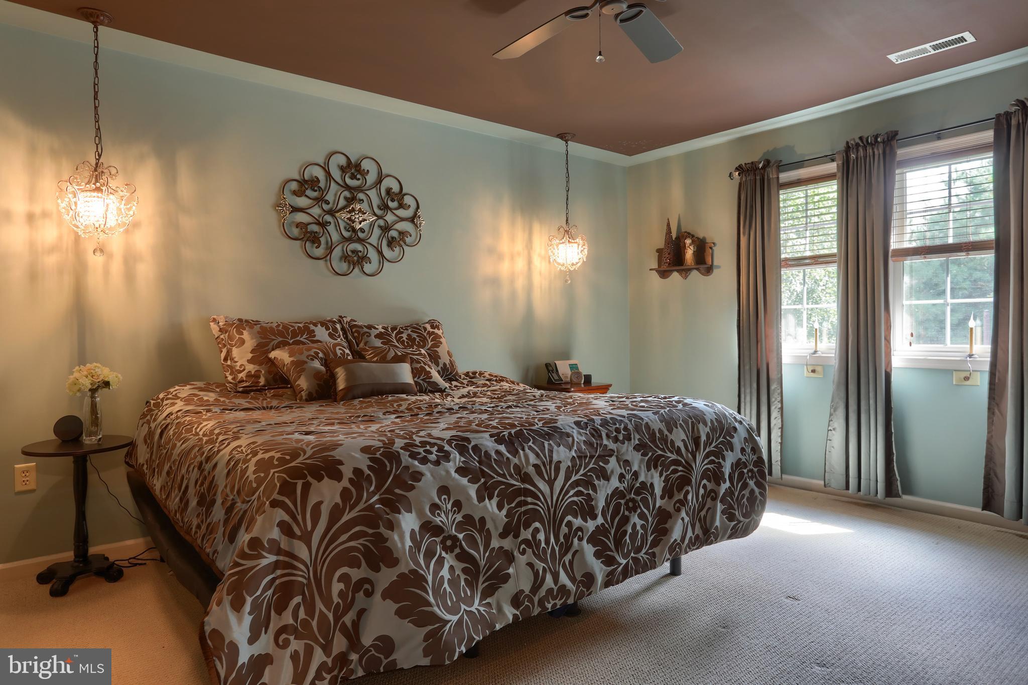 ARBOR GATE - Residential