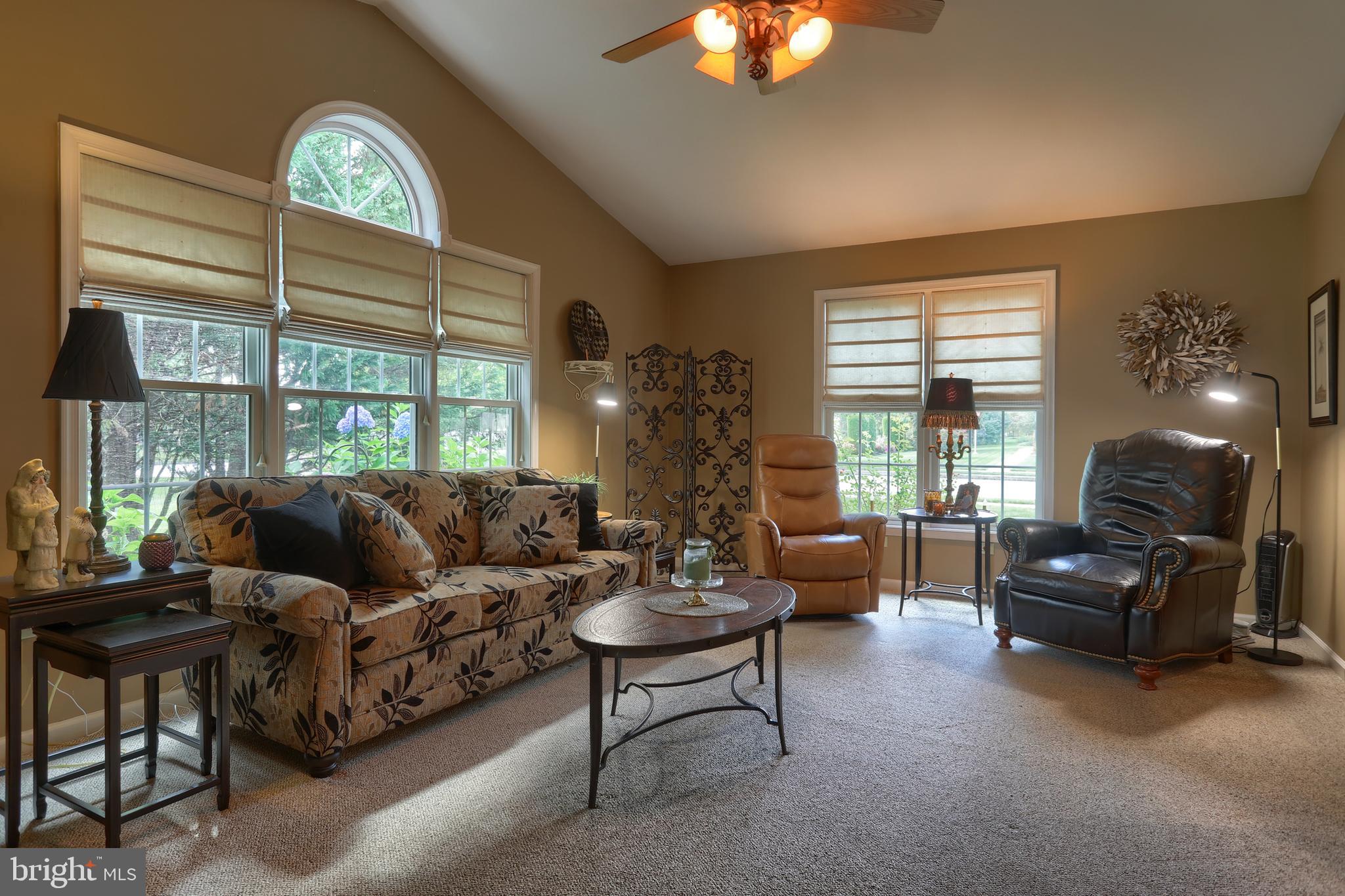 ARBOR GATE - Residential