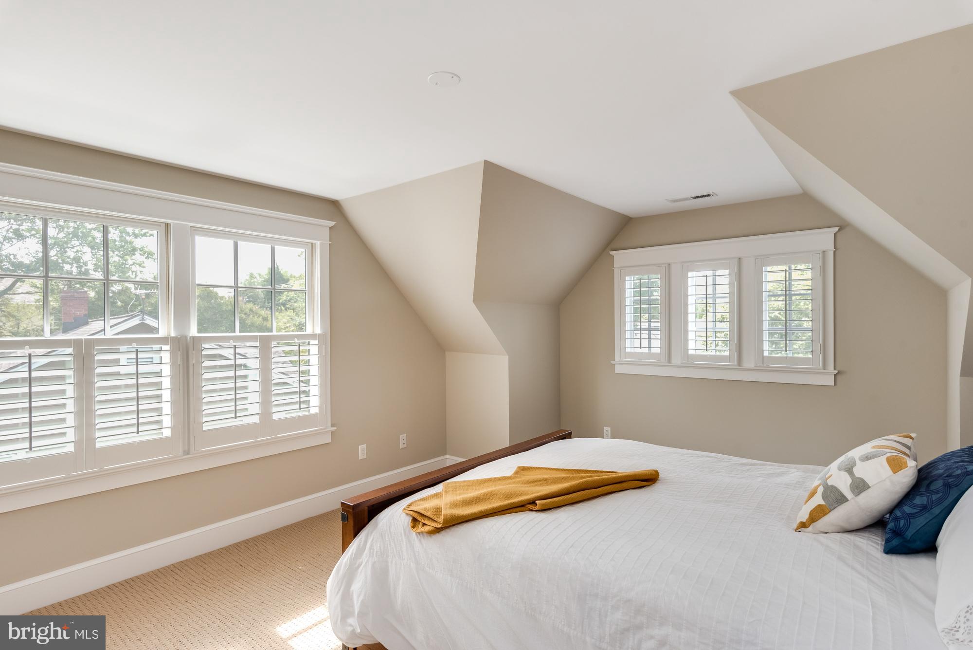 EASTPORT - Residential