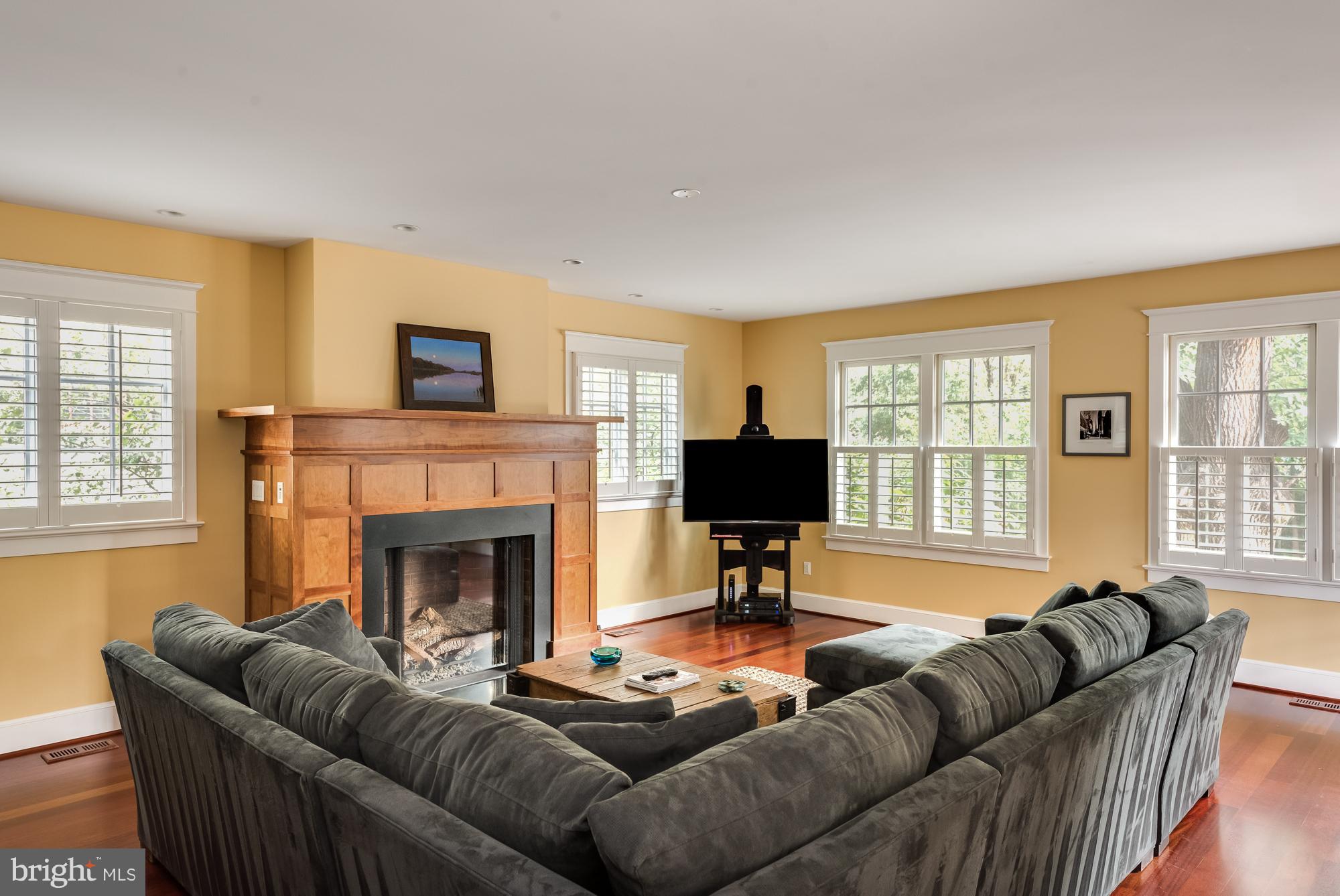 EASTPORT - Residential